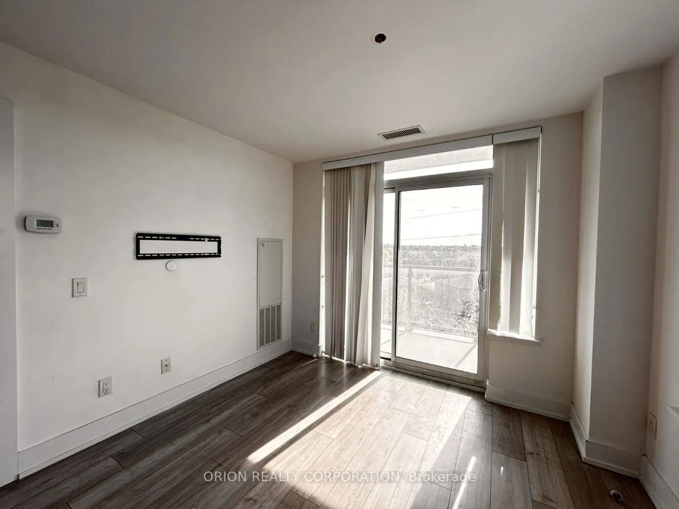 1215 Bayly Street, #308