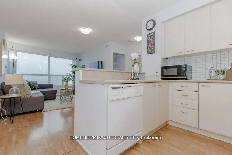 36 Lee Centre Drive, #1915