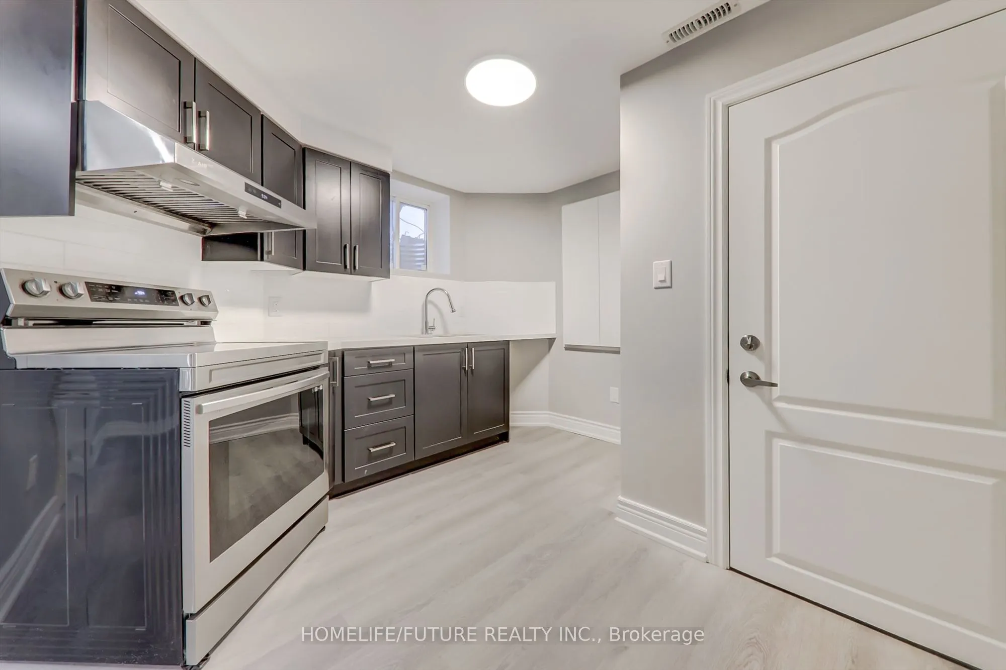 2394 Southcott Road, #Bsmt