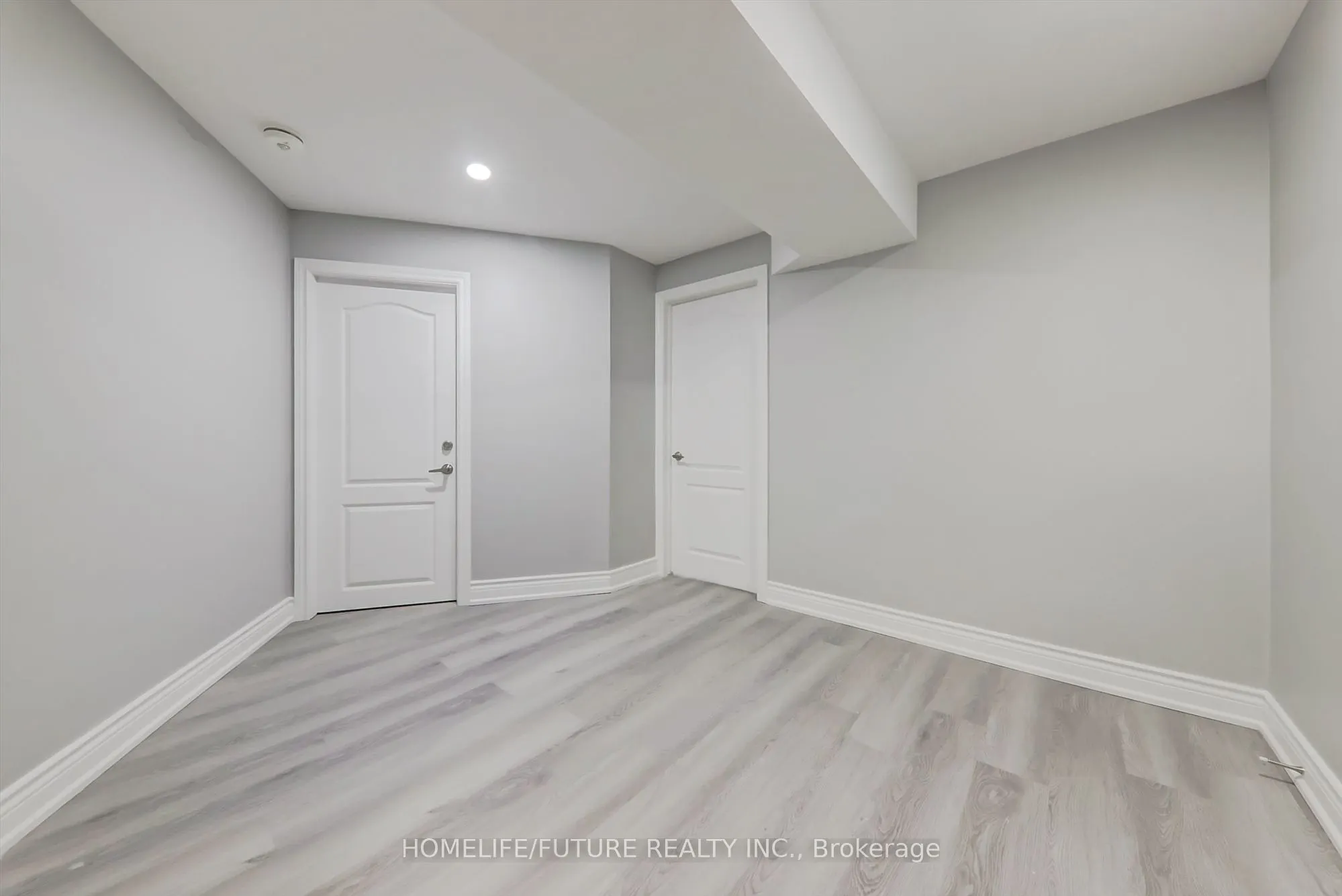 2394 Southcott Road, #Bsmt