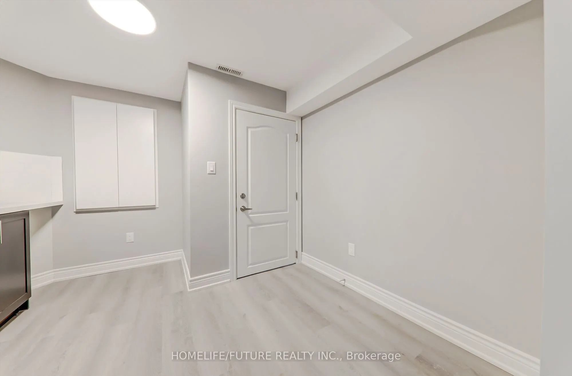 2394 Southcott Road, #Bsmt
