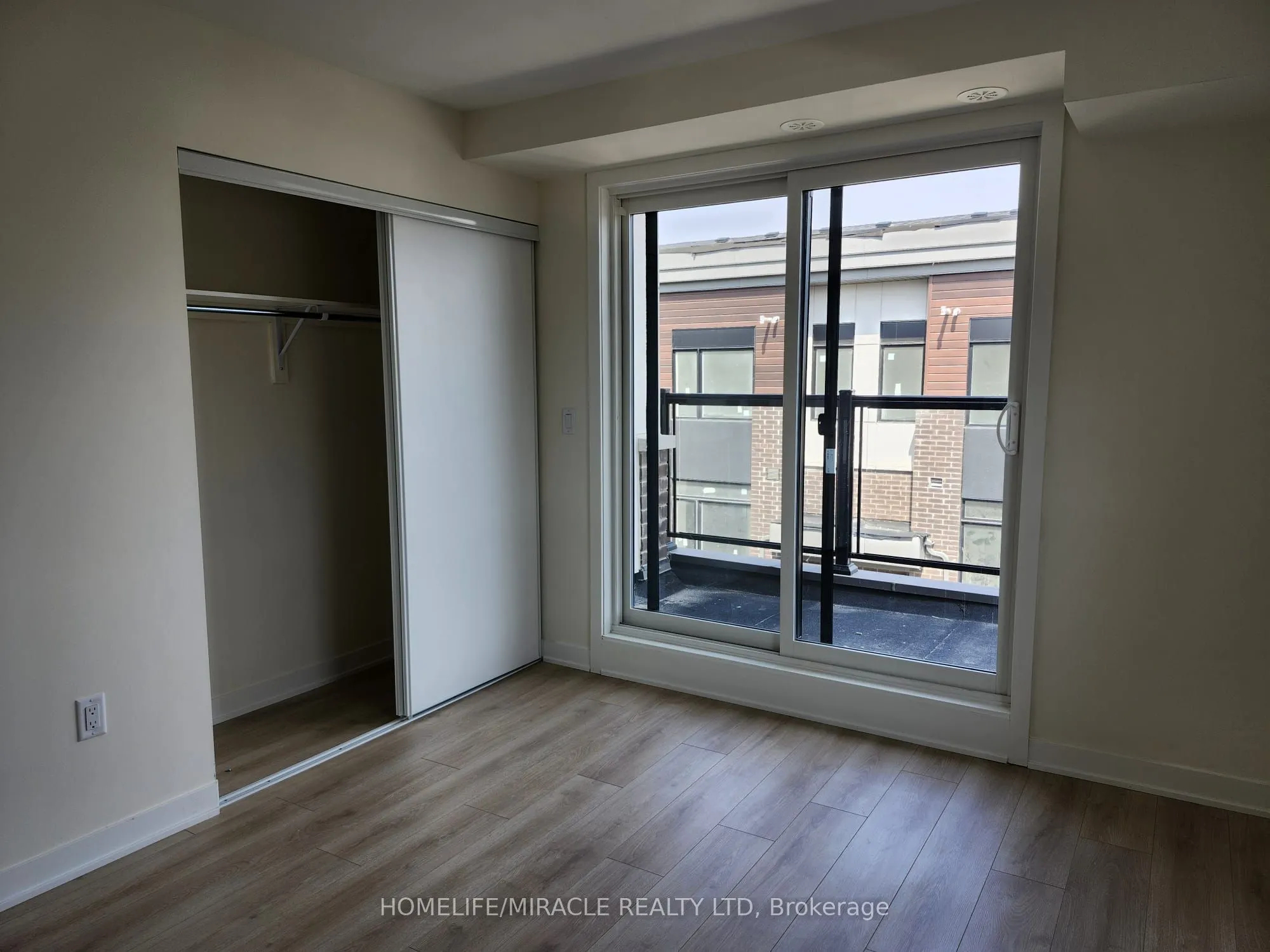 1695 Dersan Street, #1302