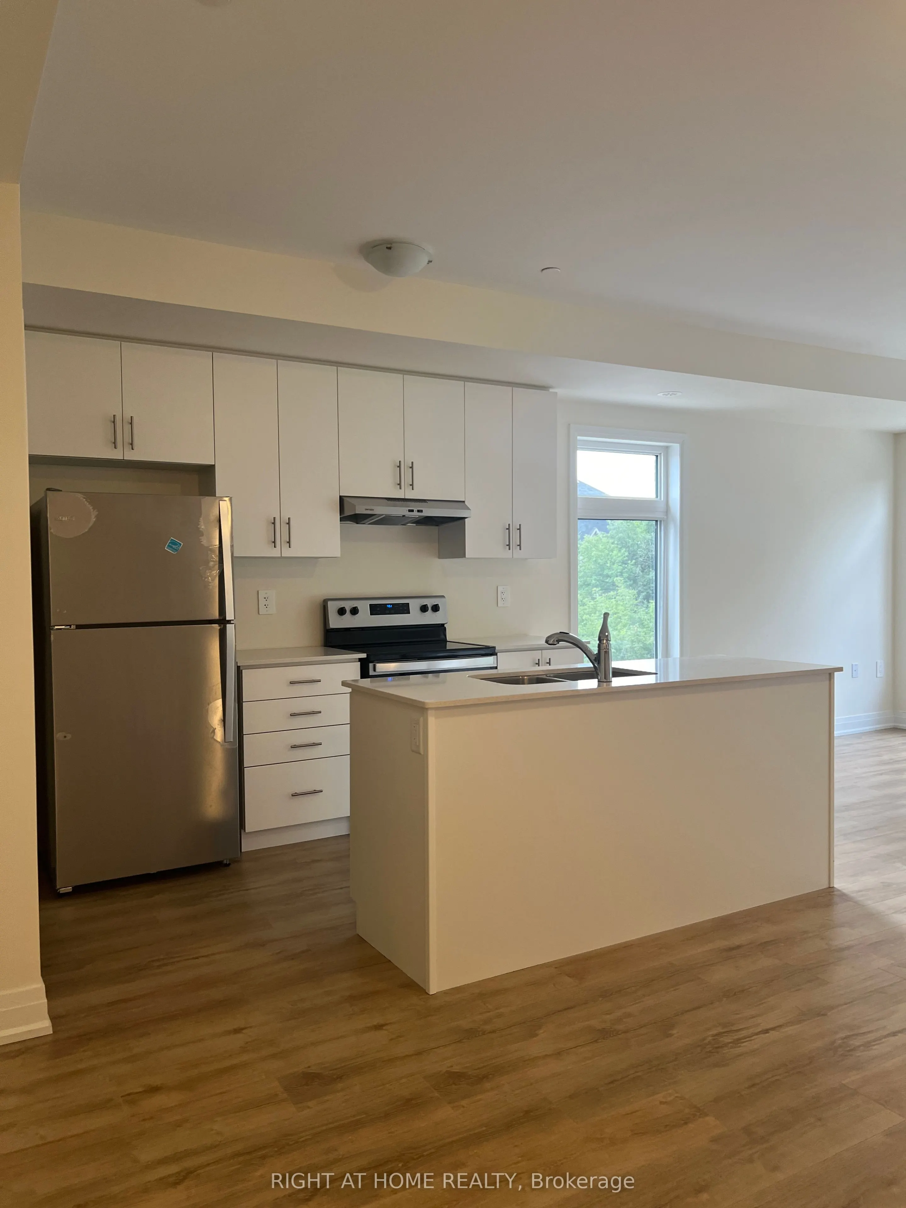 755 Omega Drive, #101