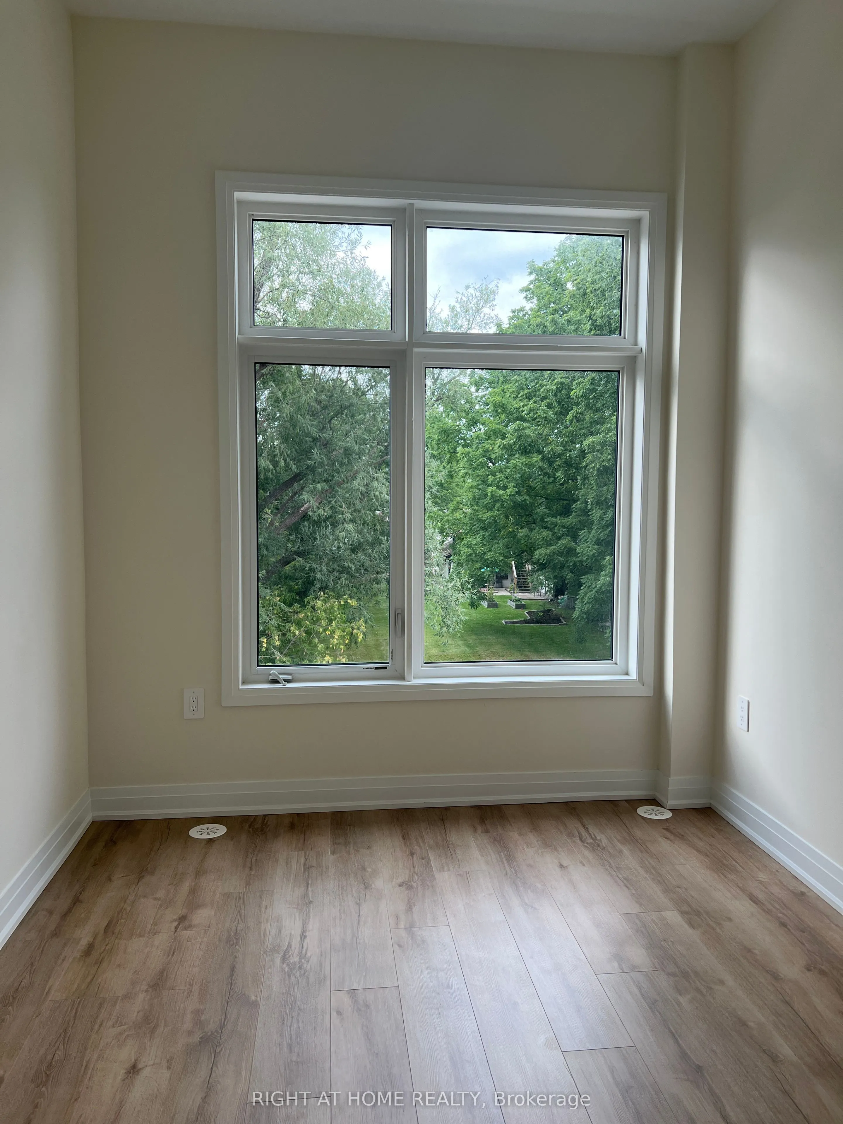 755 Omega Drive, #101