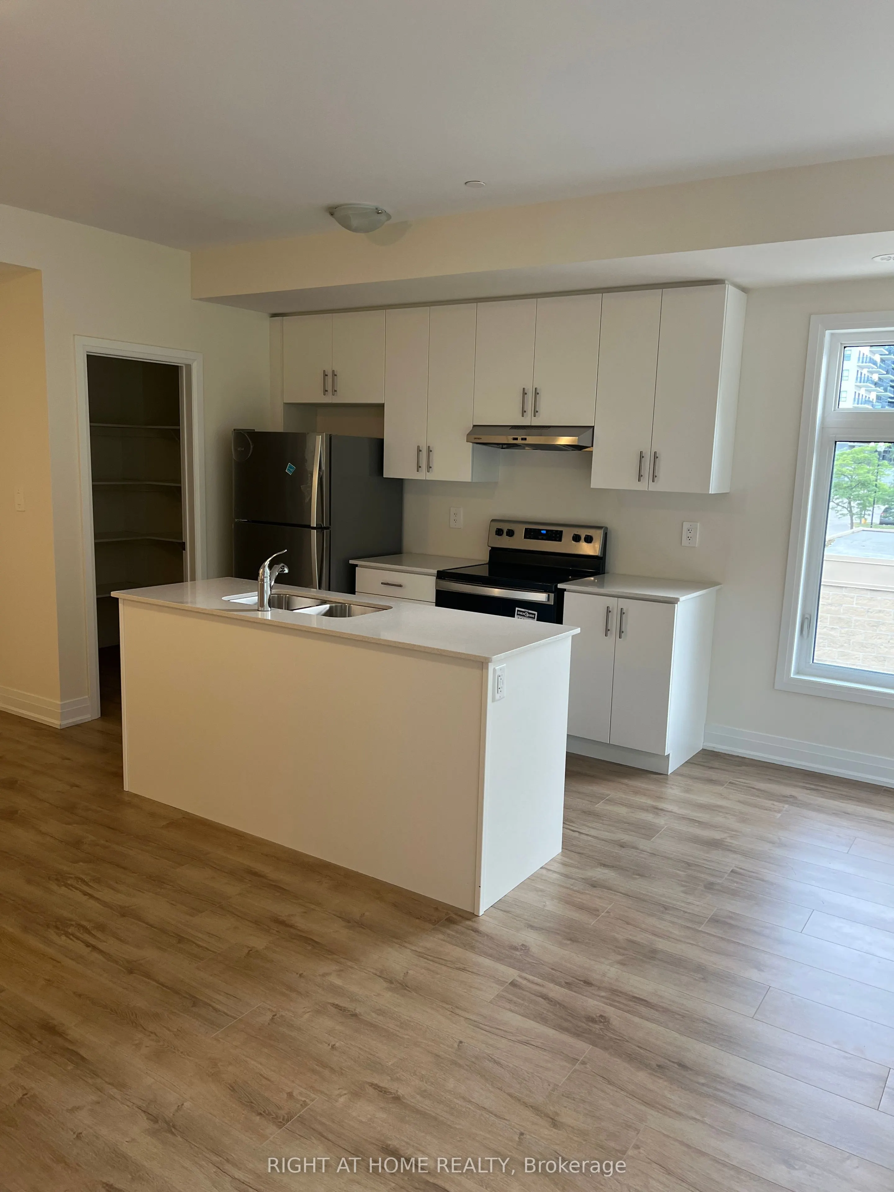 755 Omega Drive, #101
