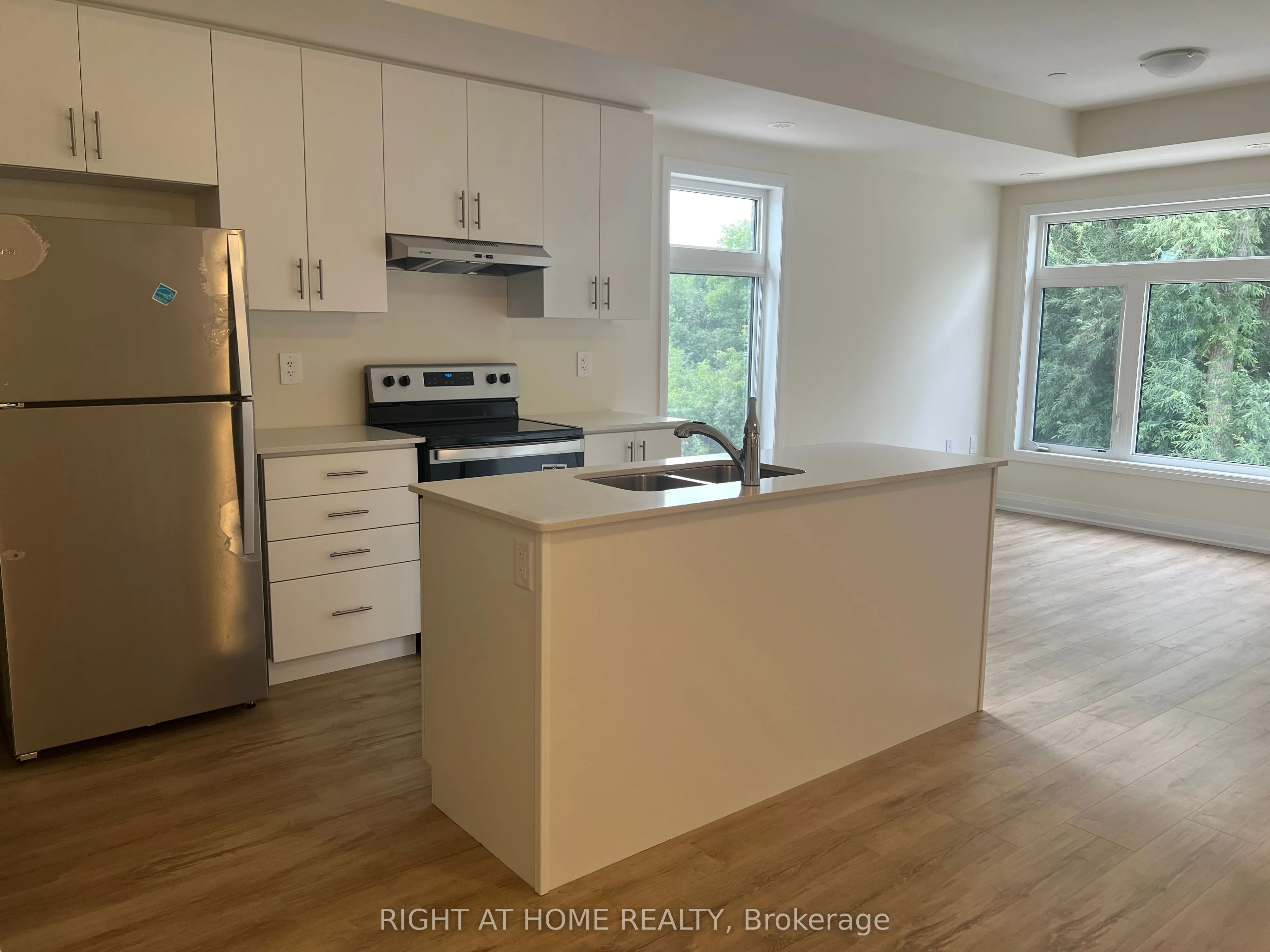 755 Omega Drive, #101