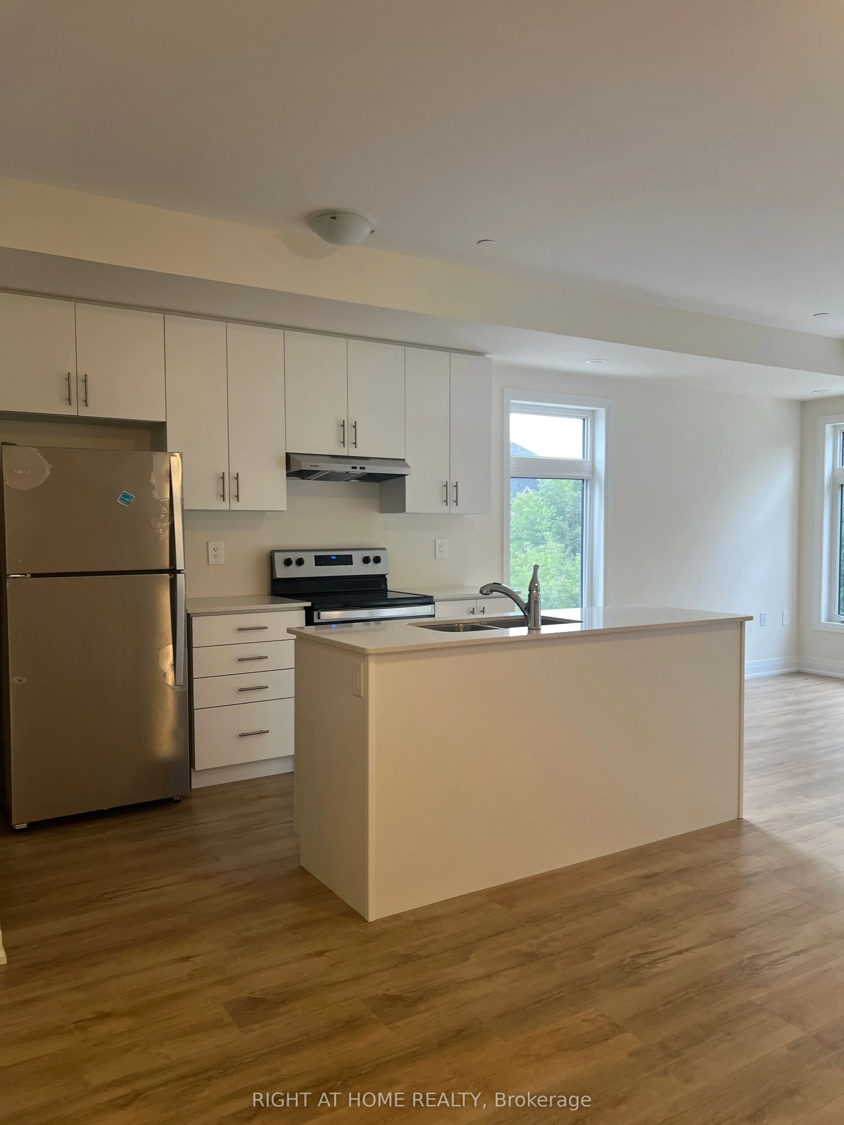755 Omega Drive, #101