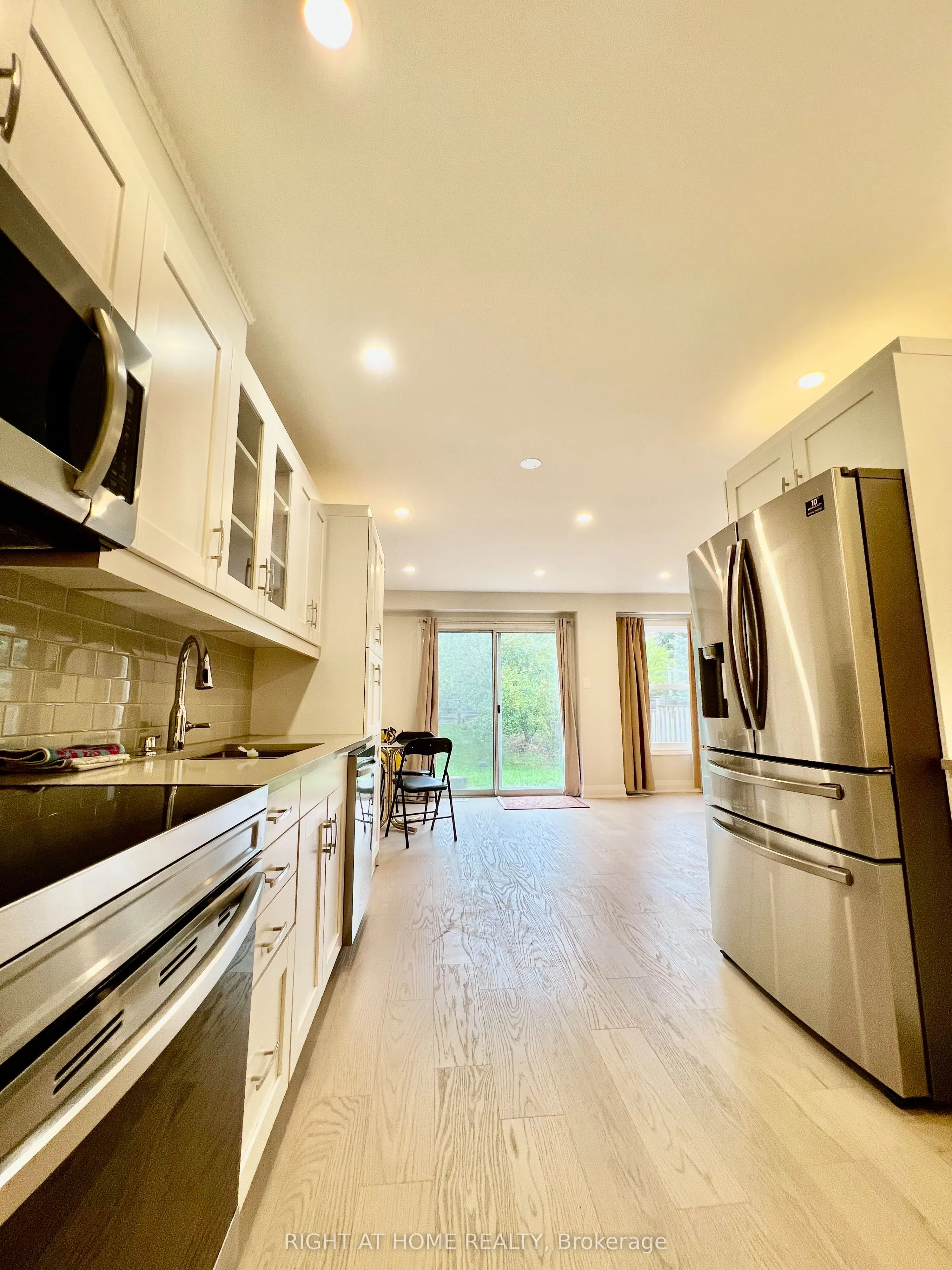 117 Enchanted Hills Crescent
