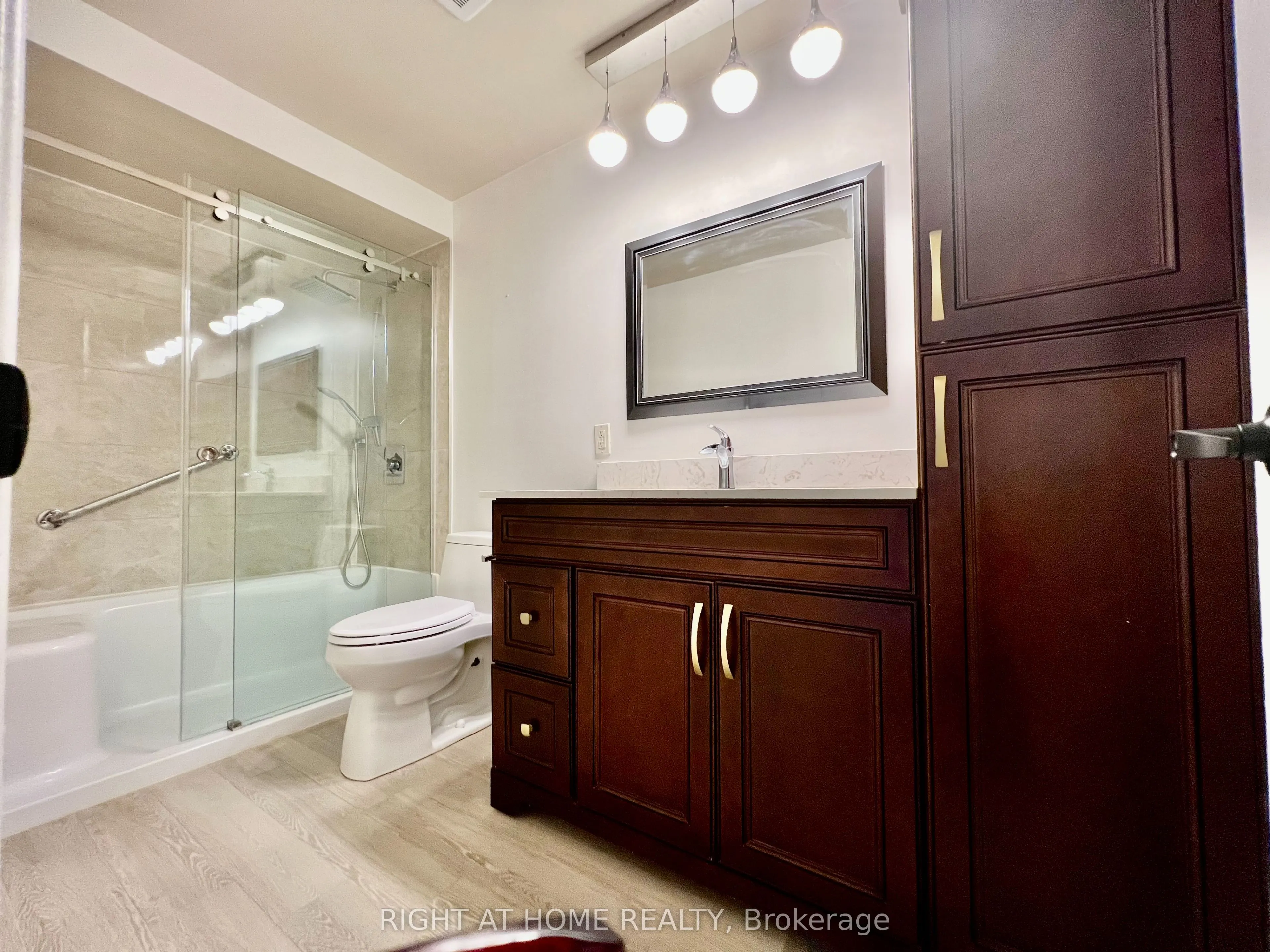 117 Enchanted Hills Crescent