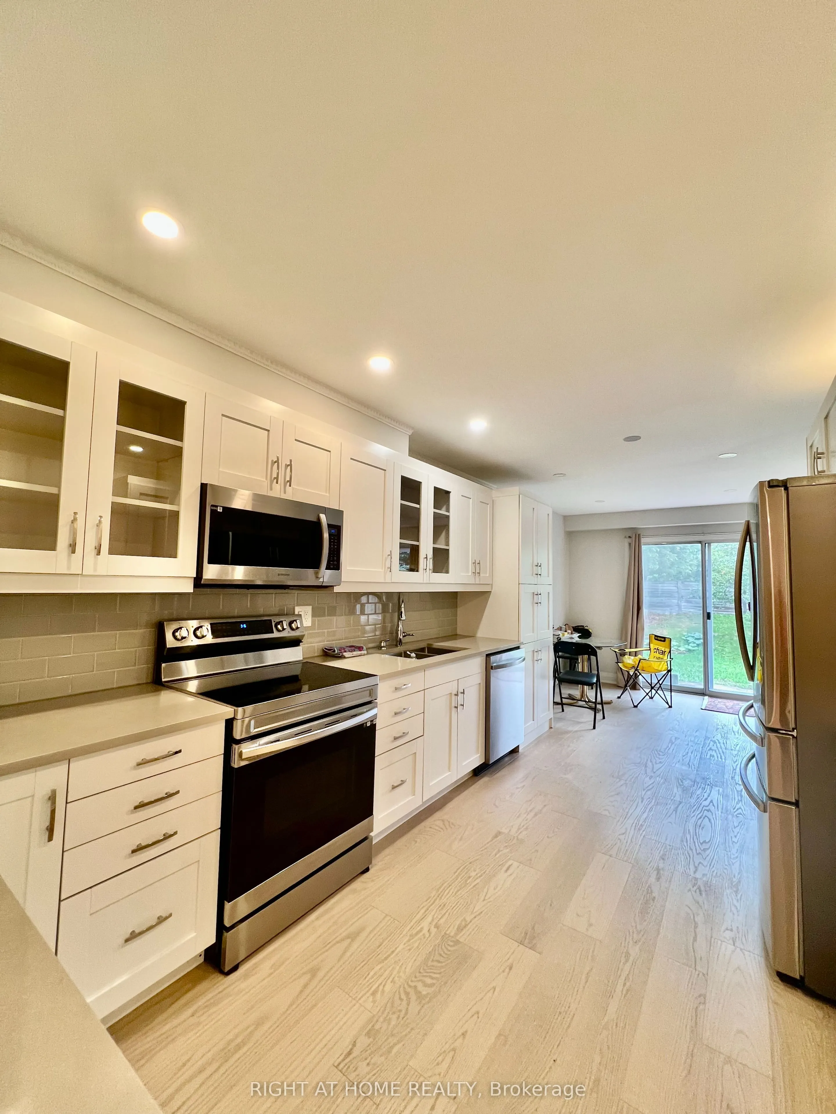 117 Enchanted Hills Crescent