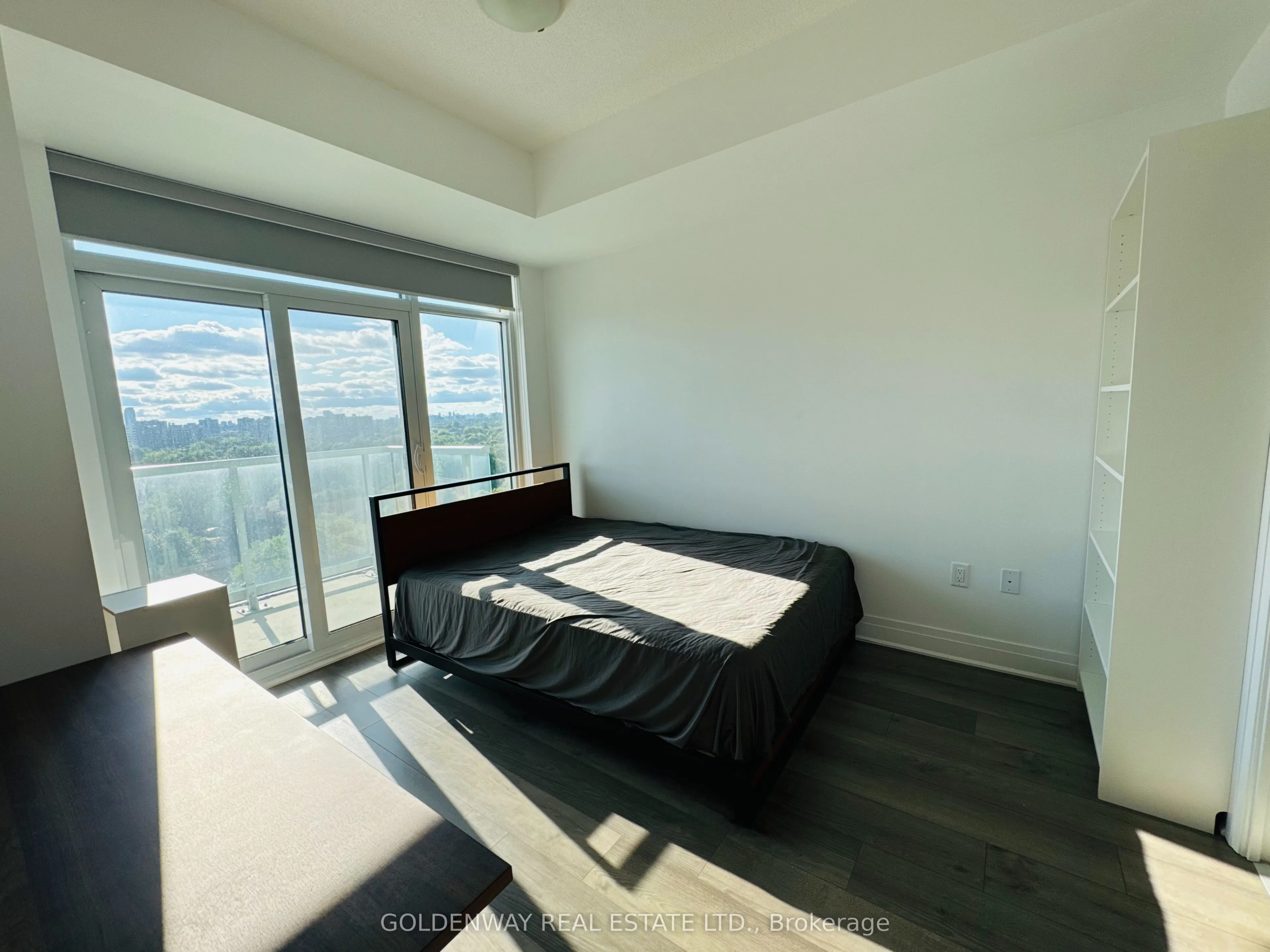 3220 Sheppard Avenue E, #901