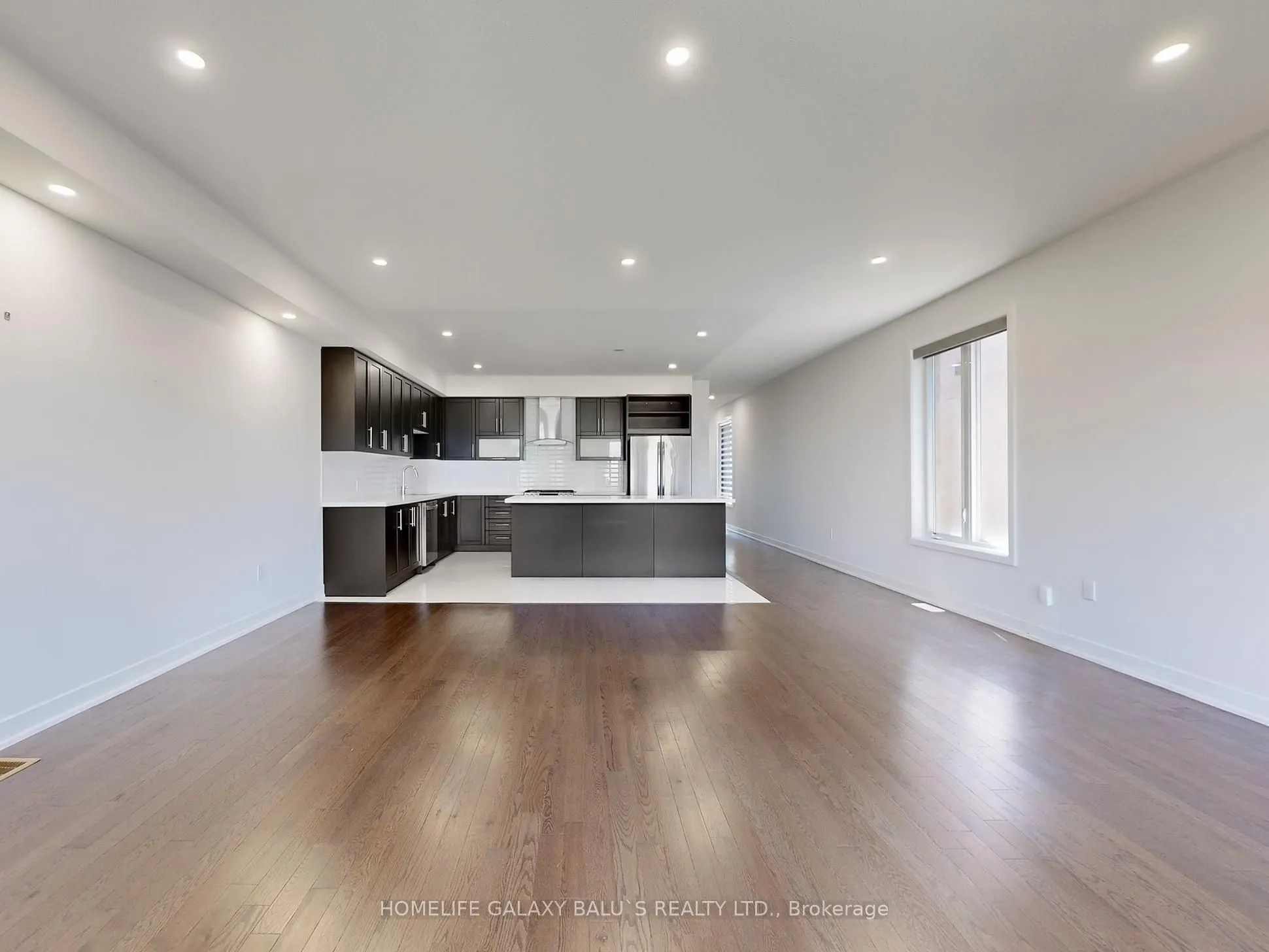 90 Donald Fleming Way