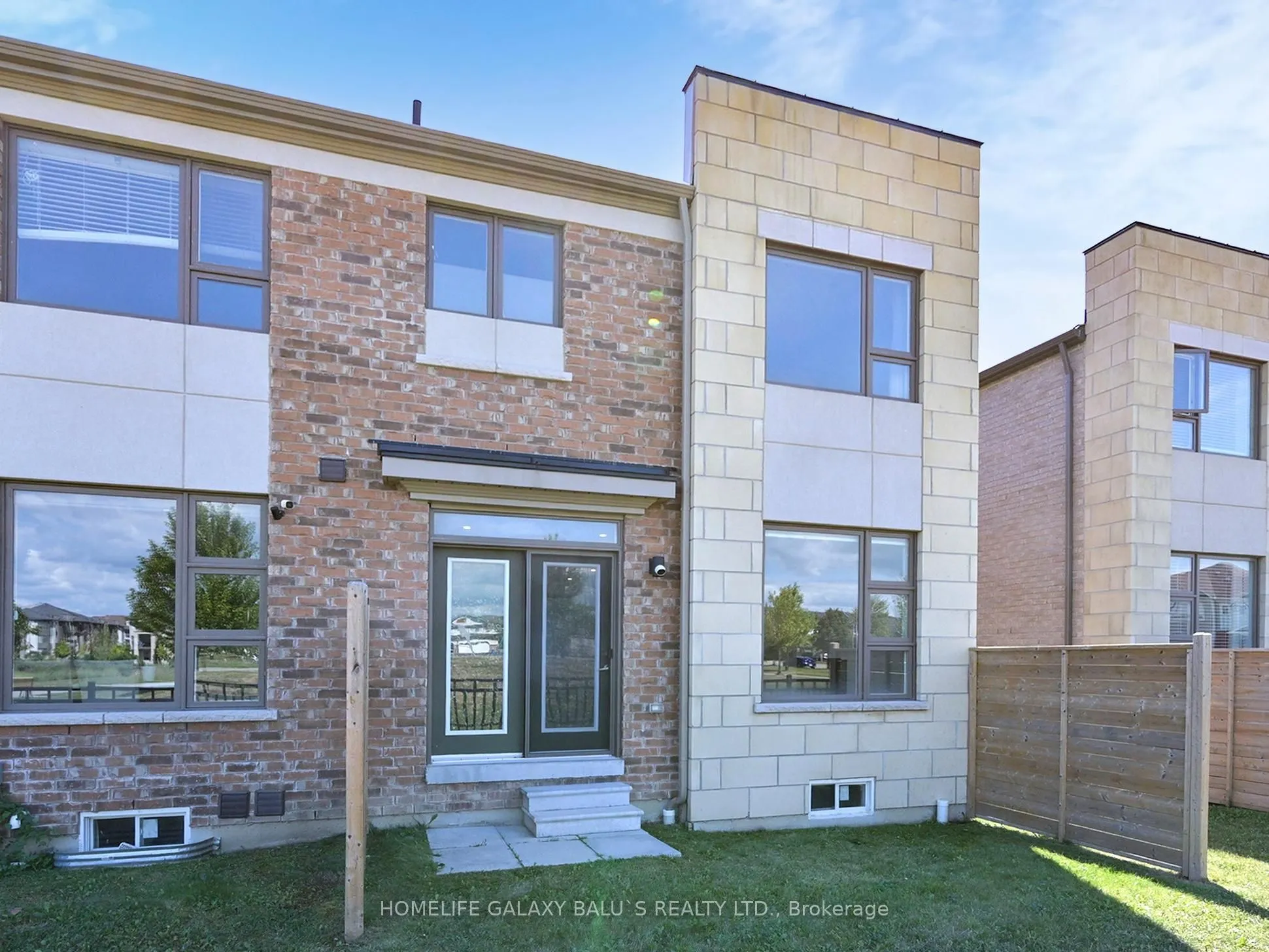 90 Donald Fleming Way