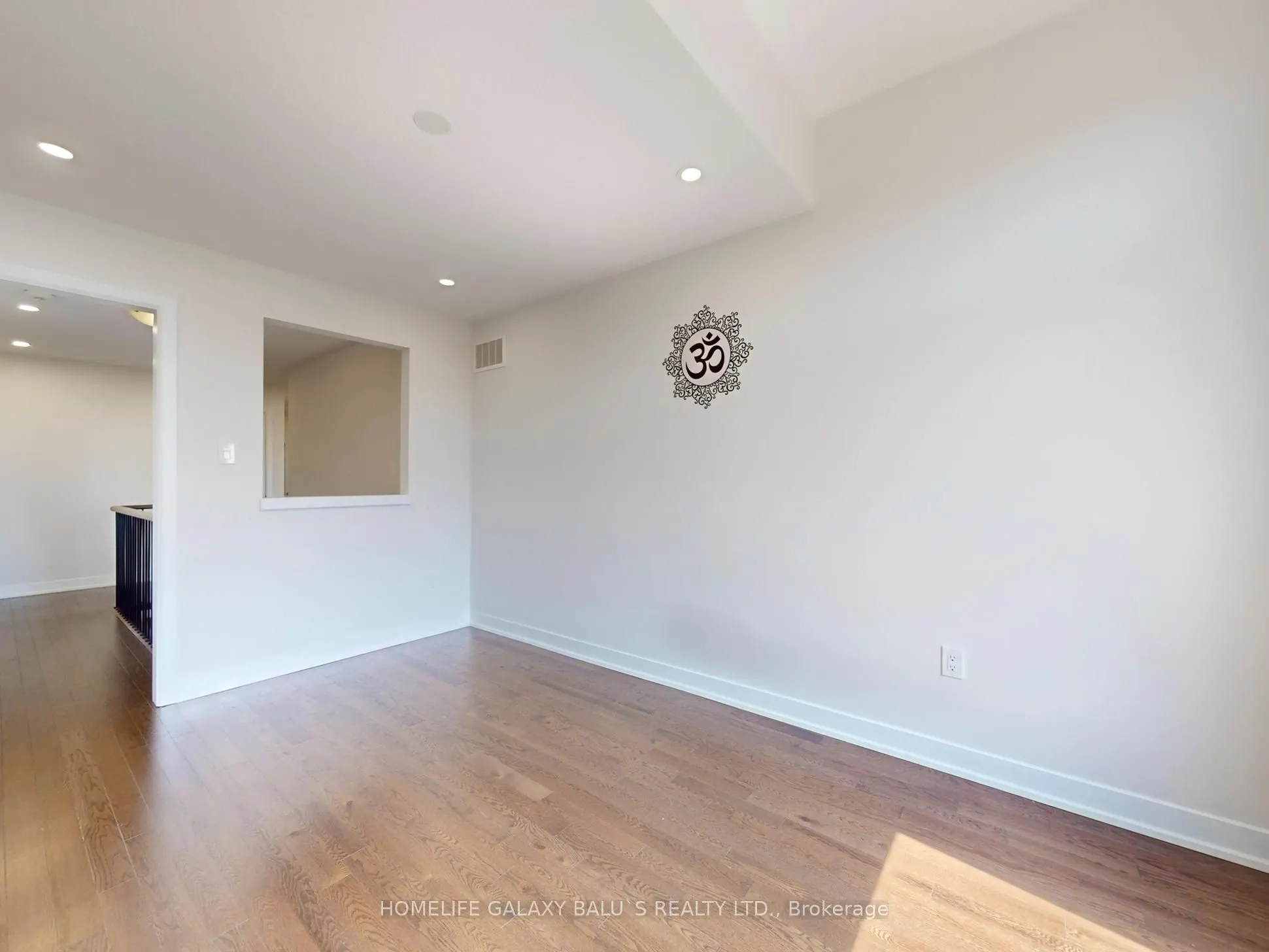 90 Donald Fleming Way