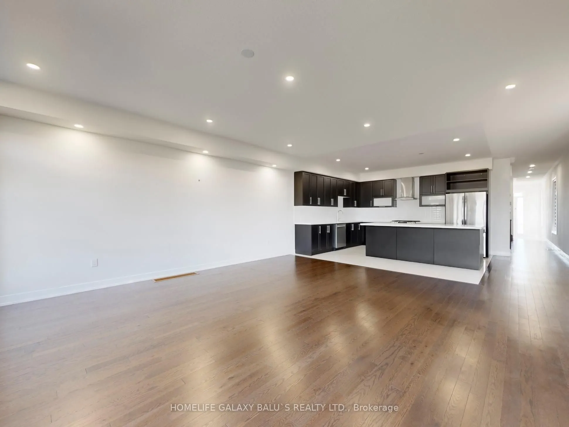 90 Donald Fleming Way