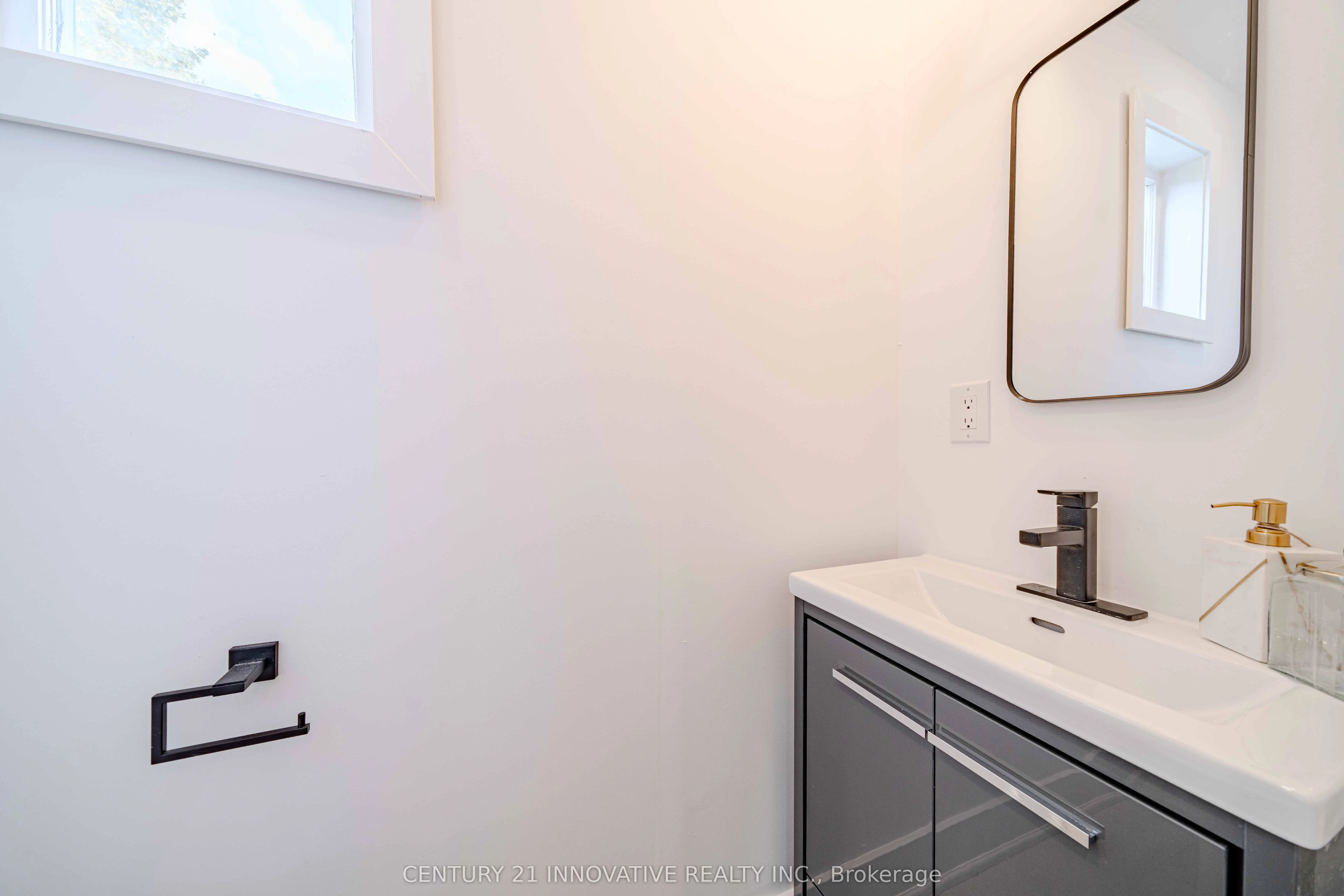 57 Leahann Drive, #Main Floor