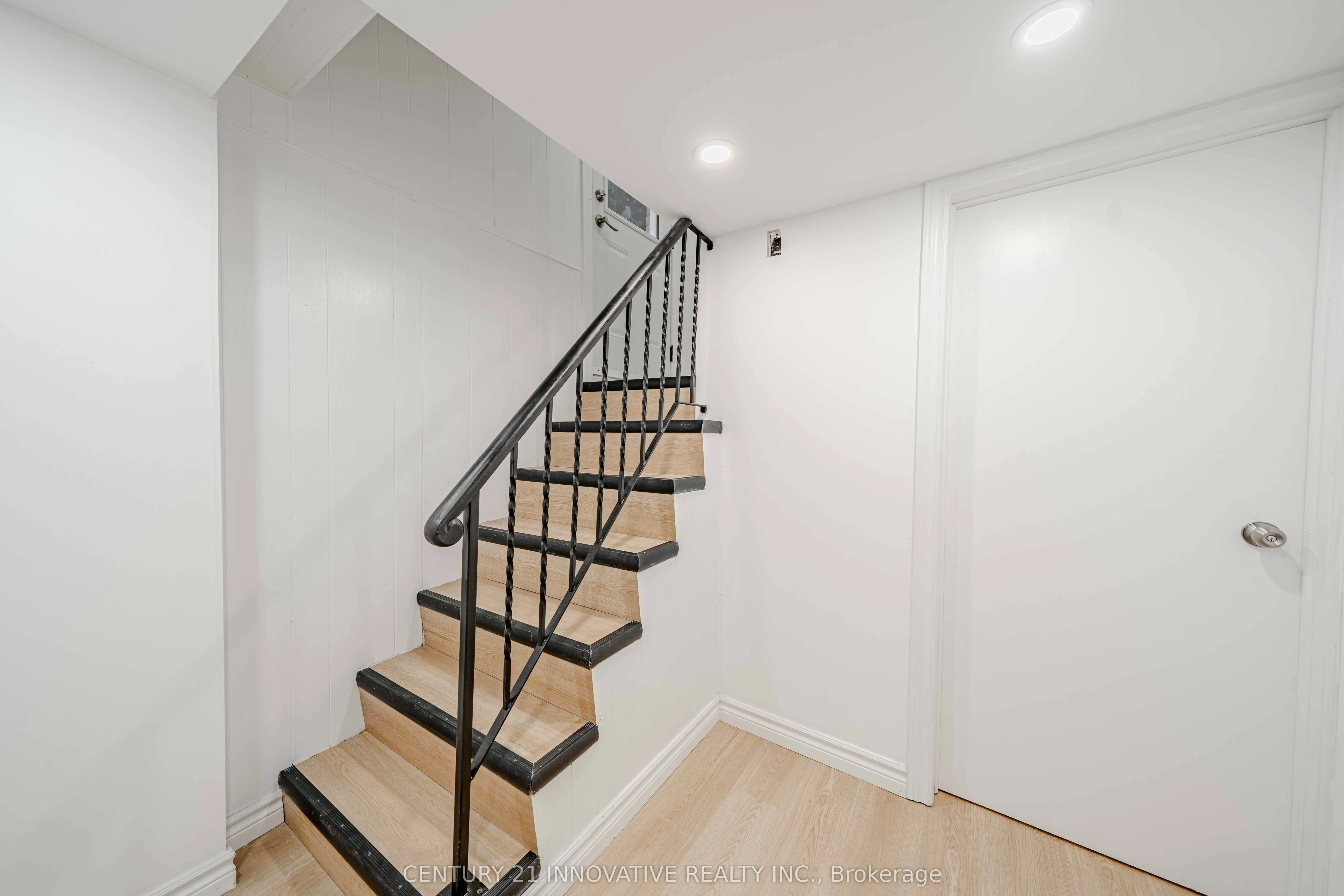 57 Leahann Drive, #Main Floor