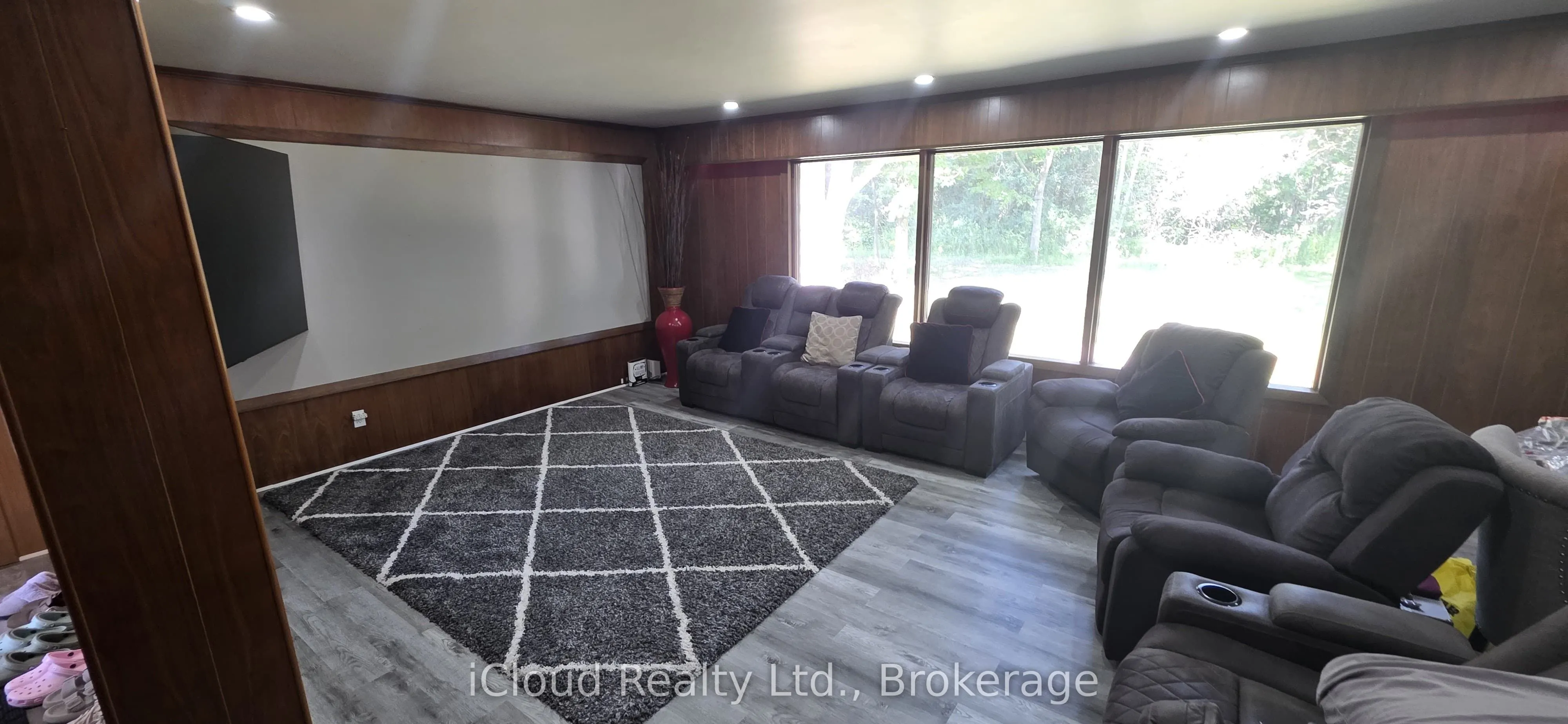 151 Townline Road N Road