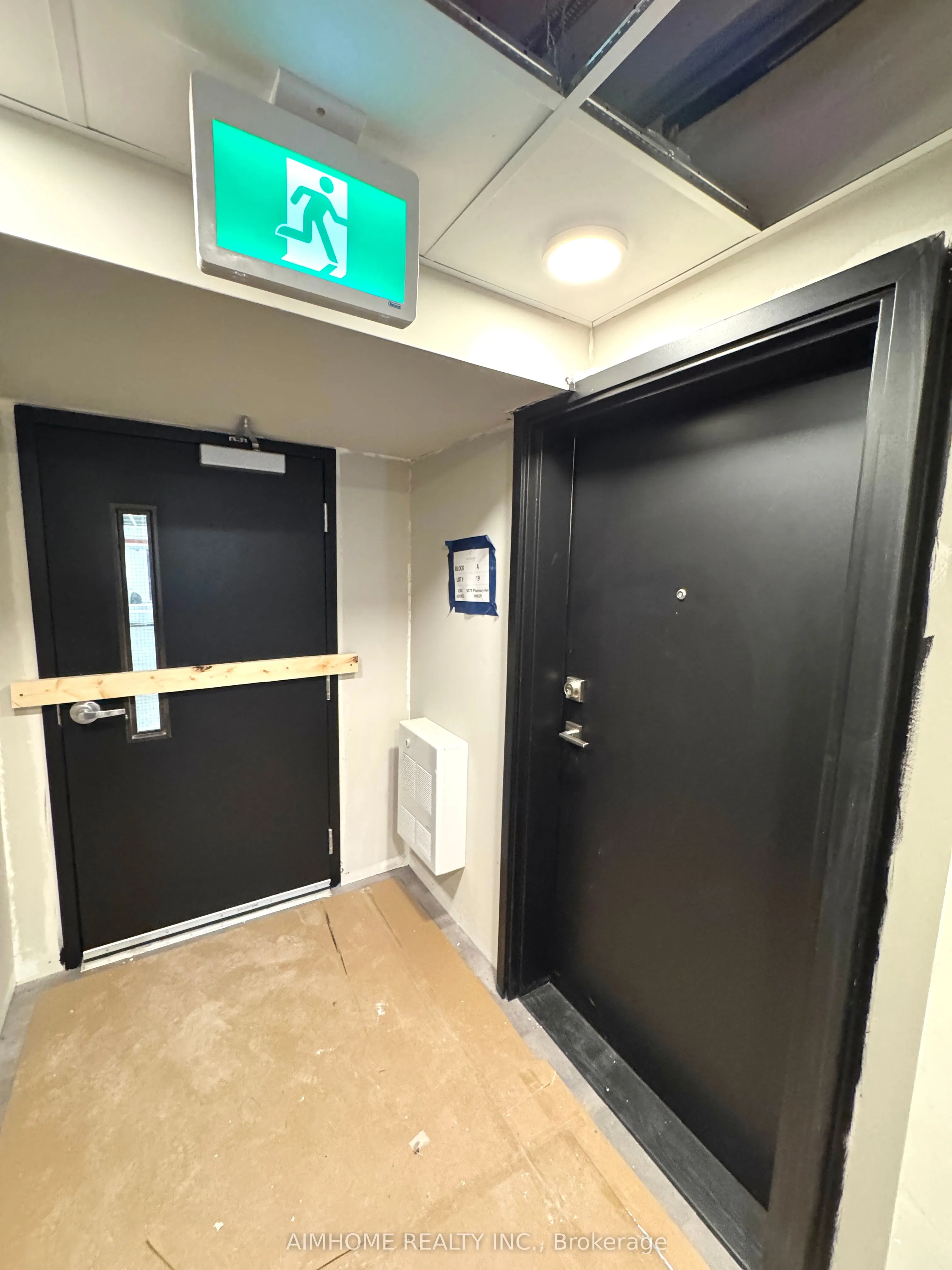 3079 Pharmacy Avenue, #29