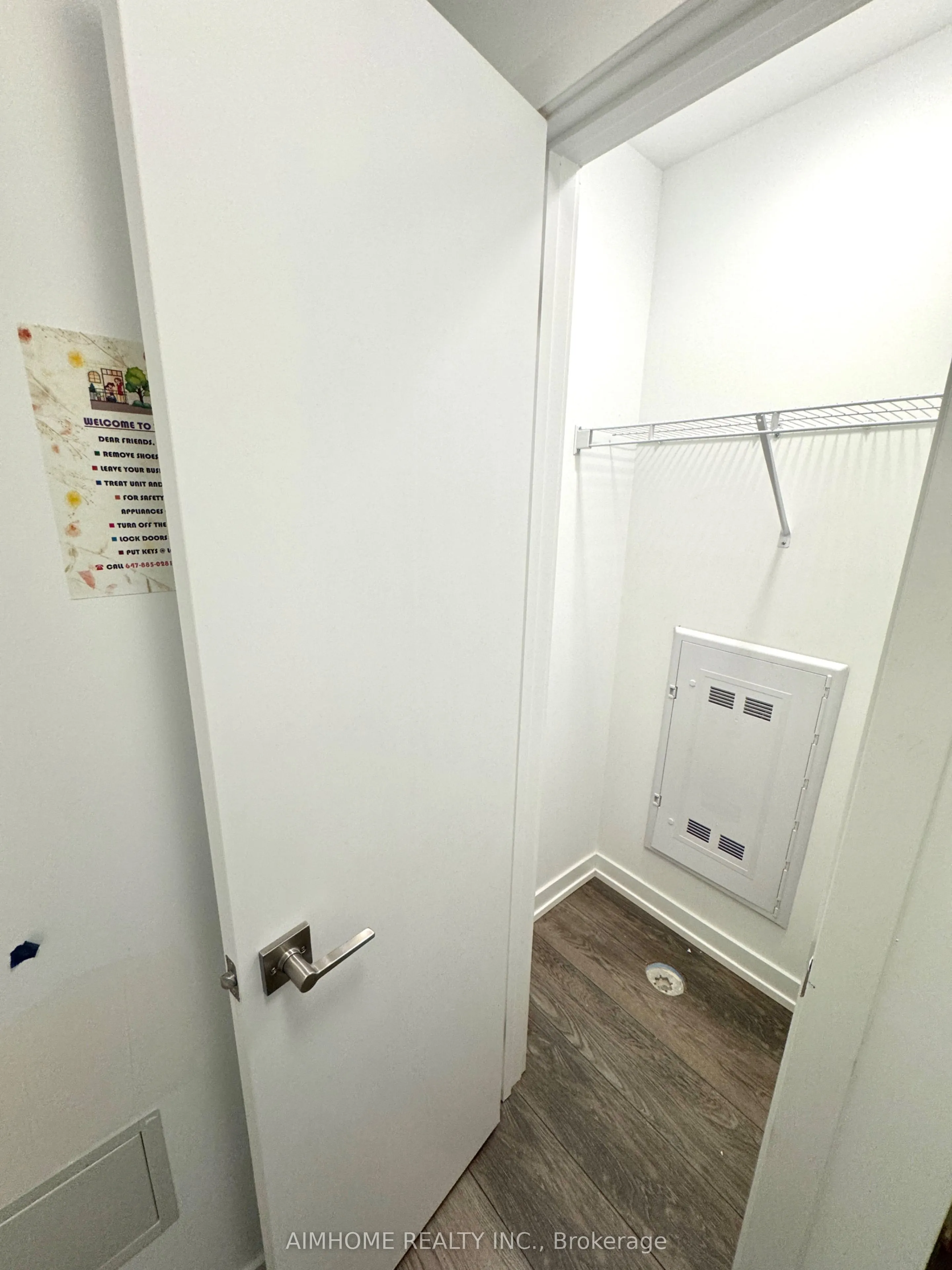 3079 Pharmacy Avenue, #29