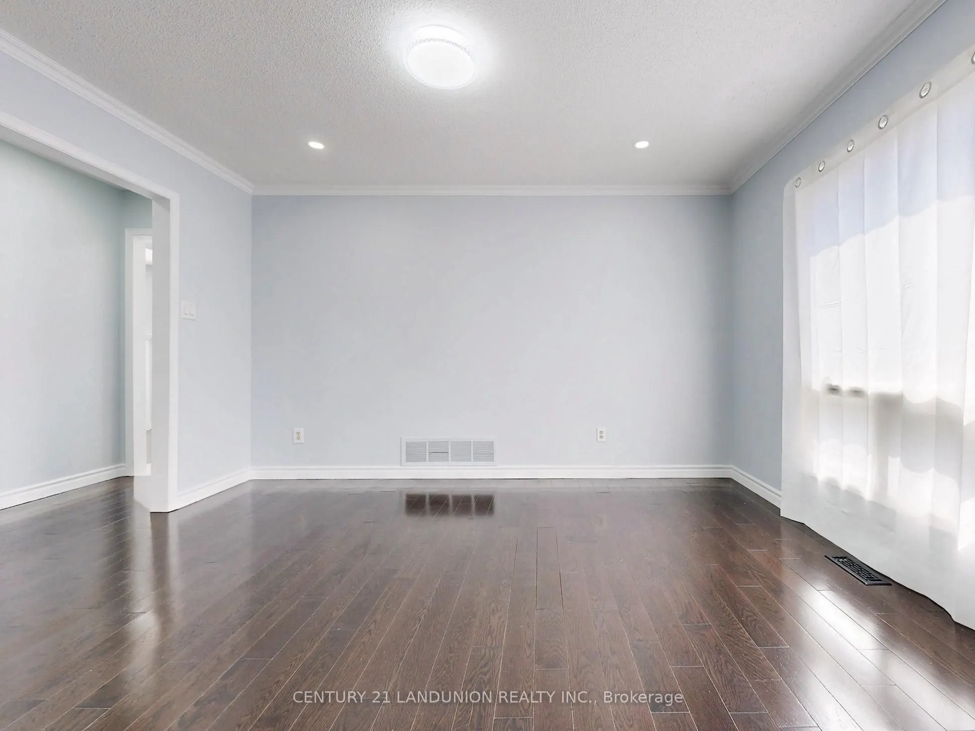 25 Bemerton Court