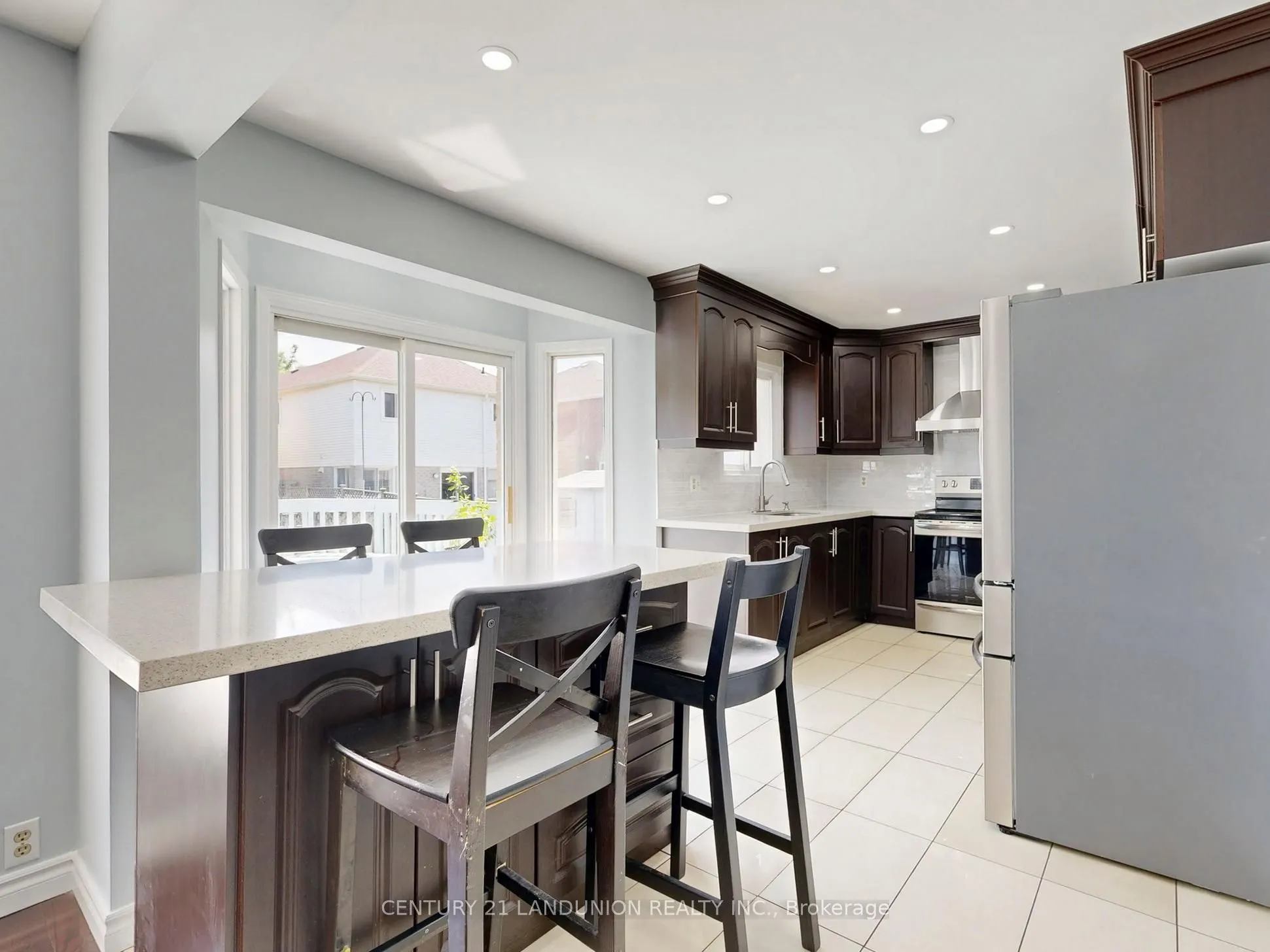 25 Bemerton Court