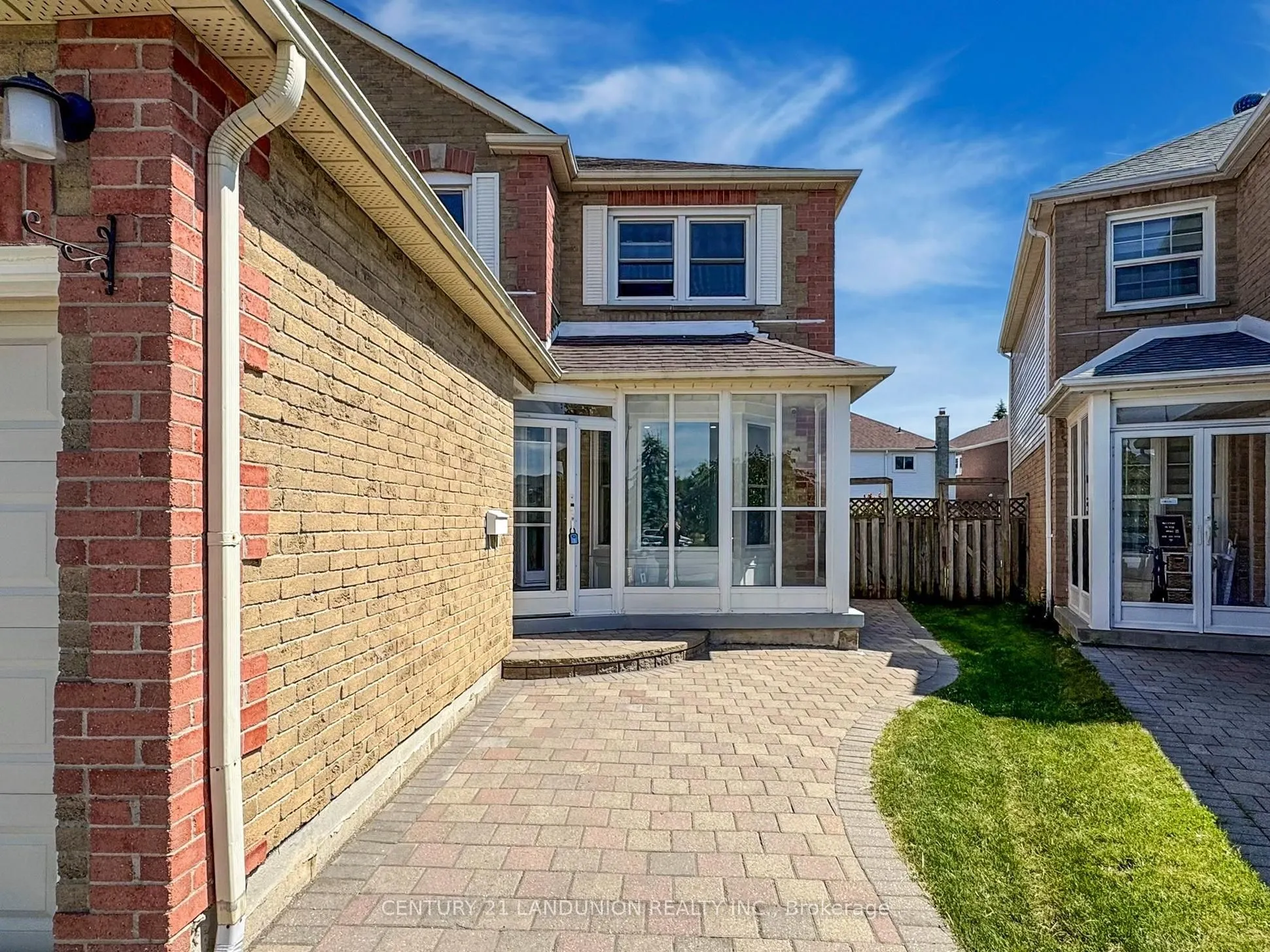 25 Bemerton Court
