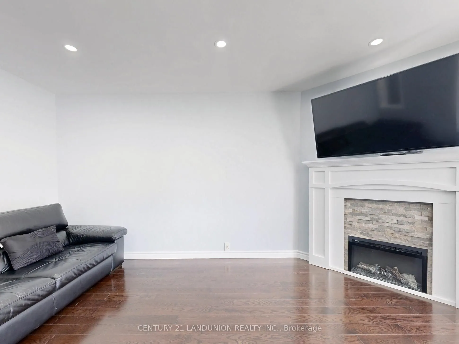 25 Bemerton Court