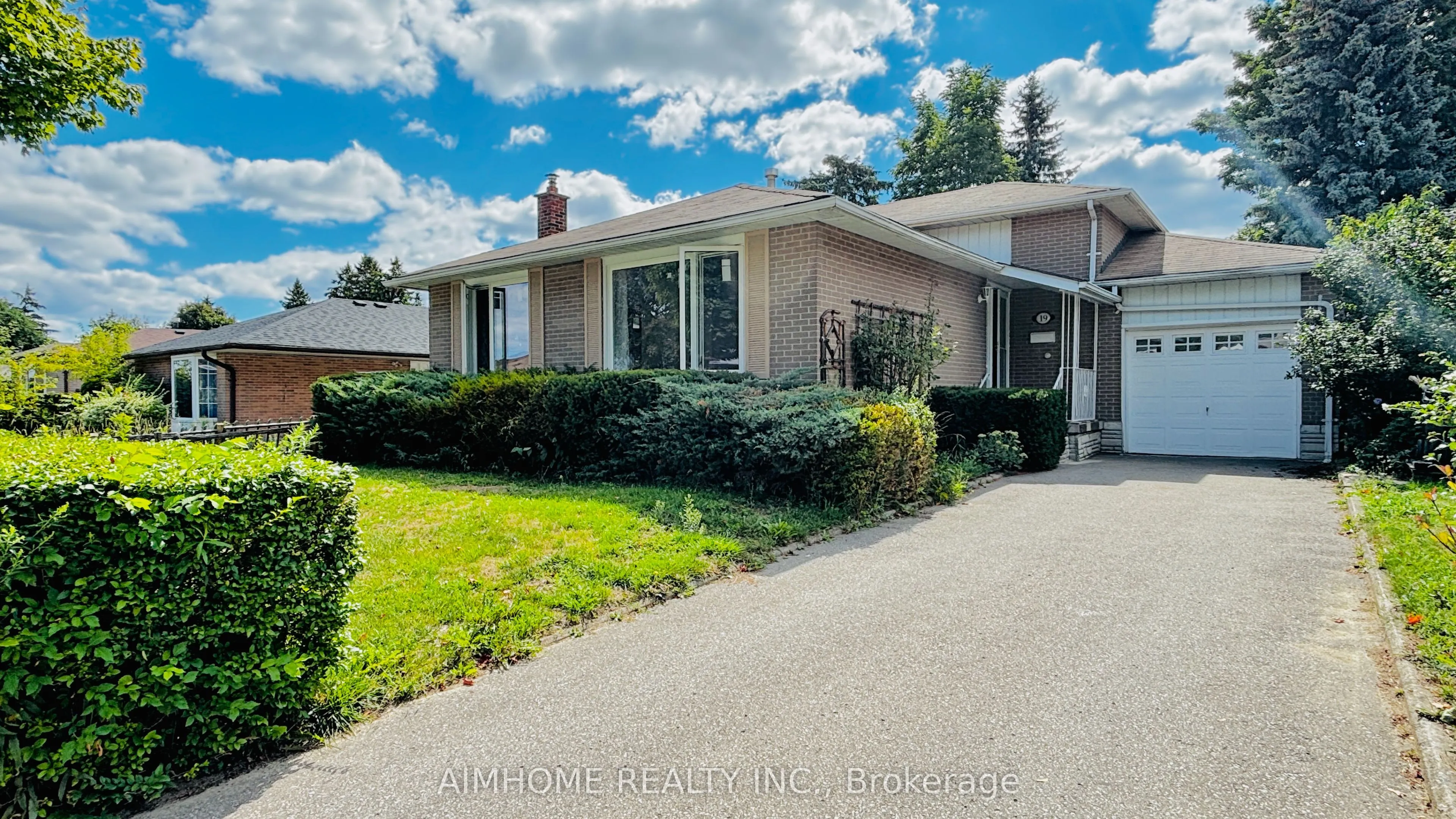 19 Sunderland Crescent