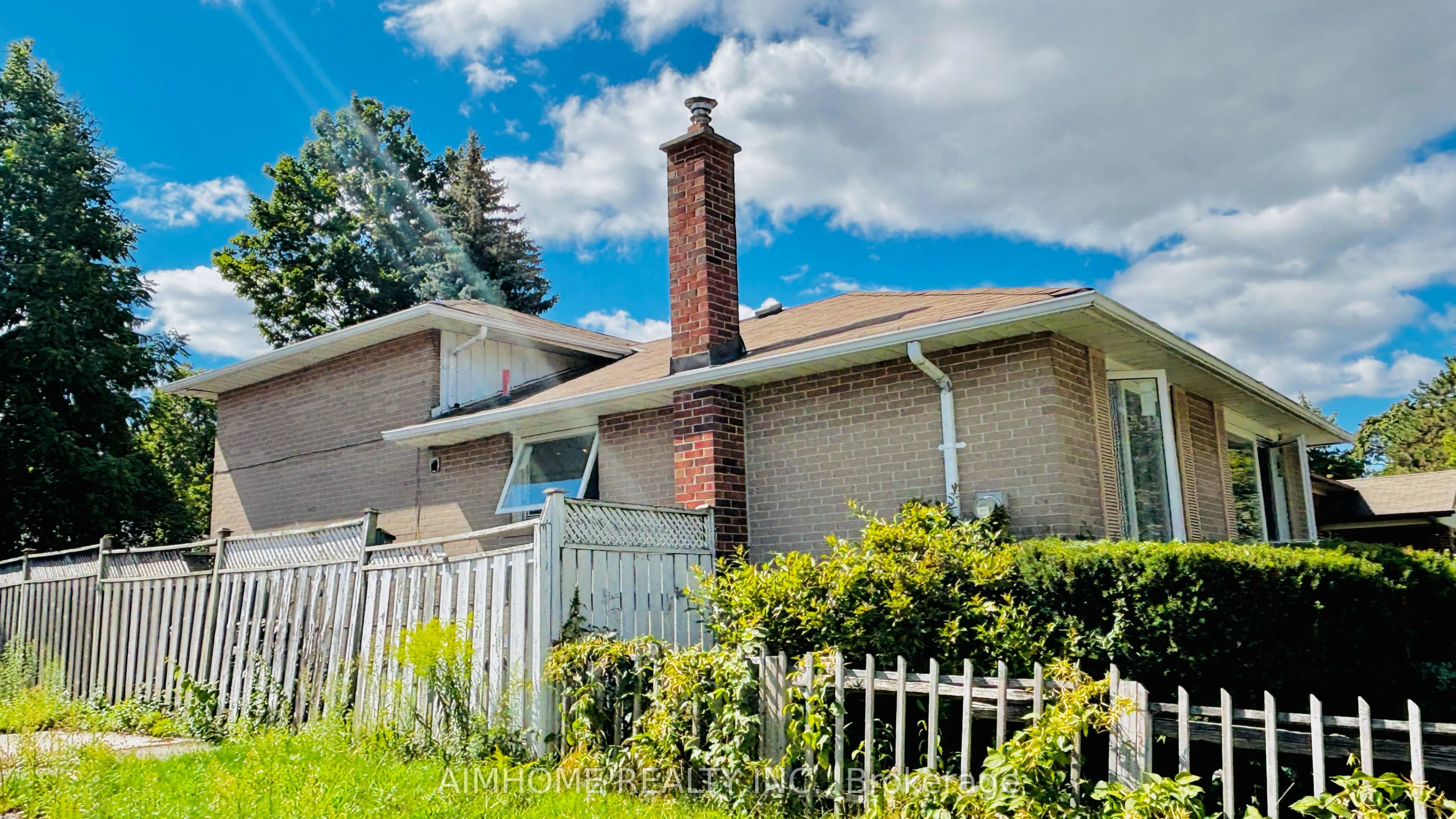 19 Sunderland Crescent