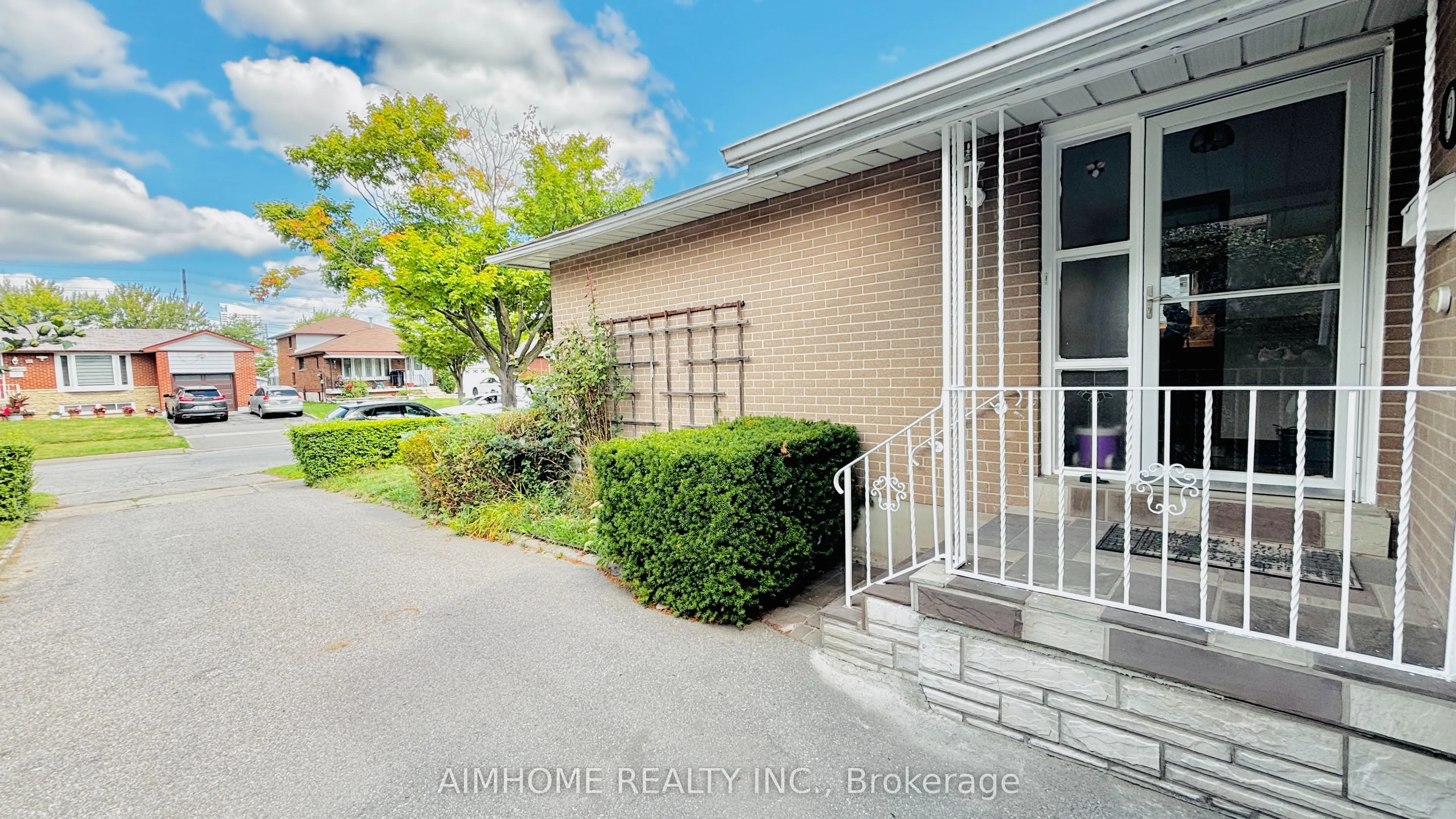 19 Sunderland Crescent
