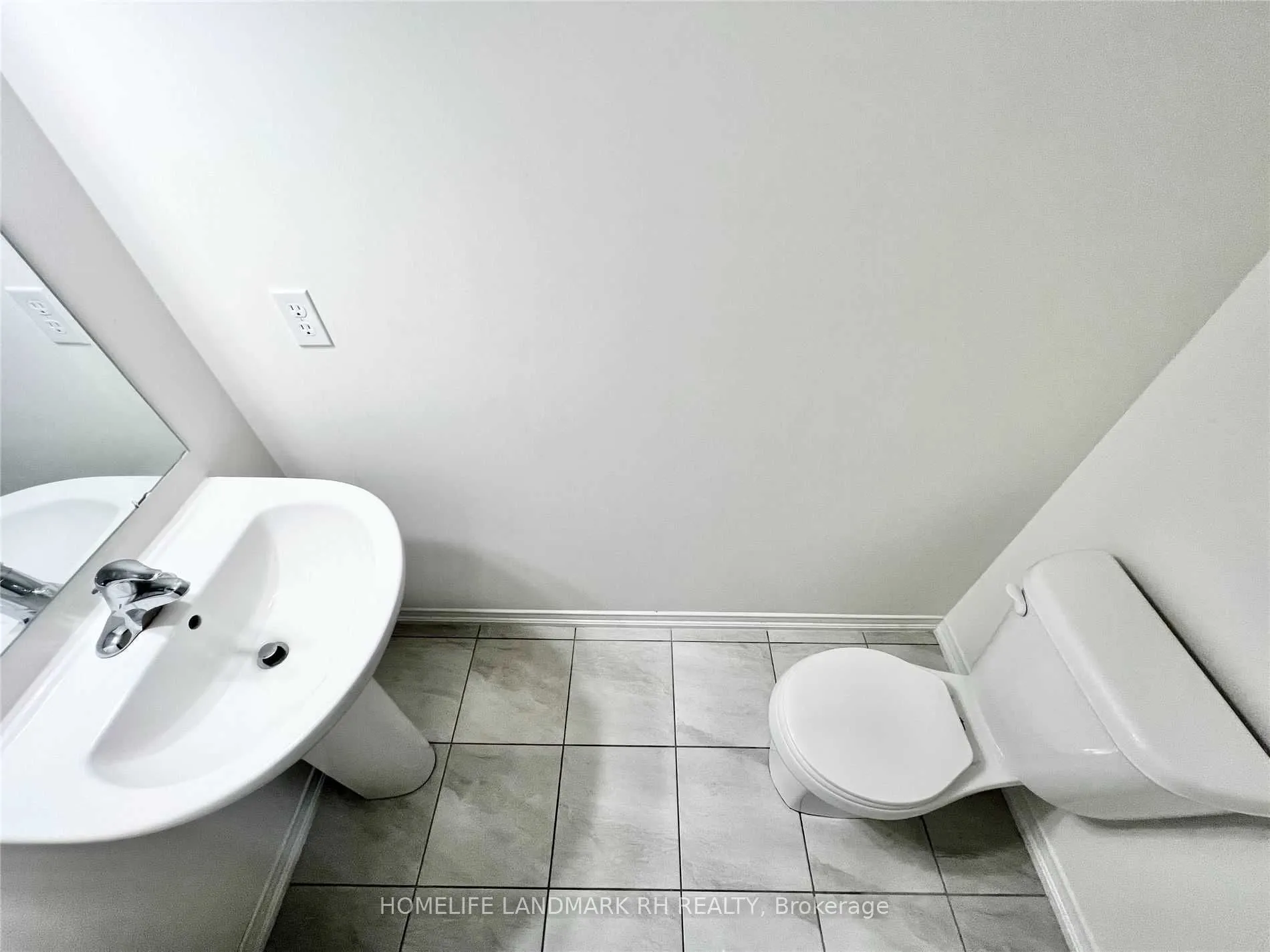2633 Eaglesham Path, #130