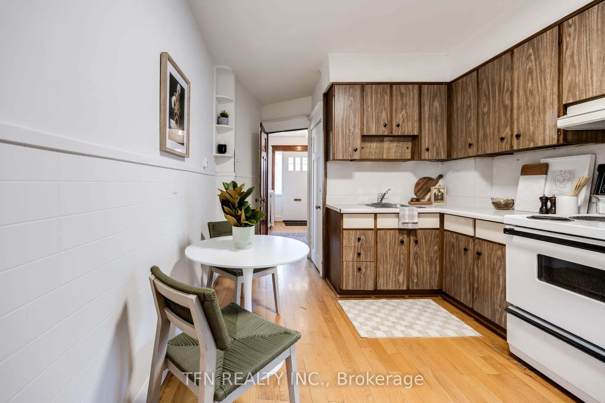 70 Chester Hill Road, #Upper