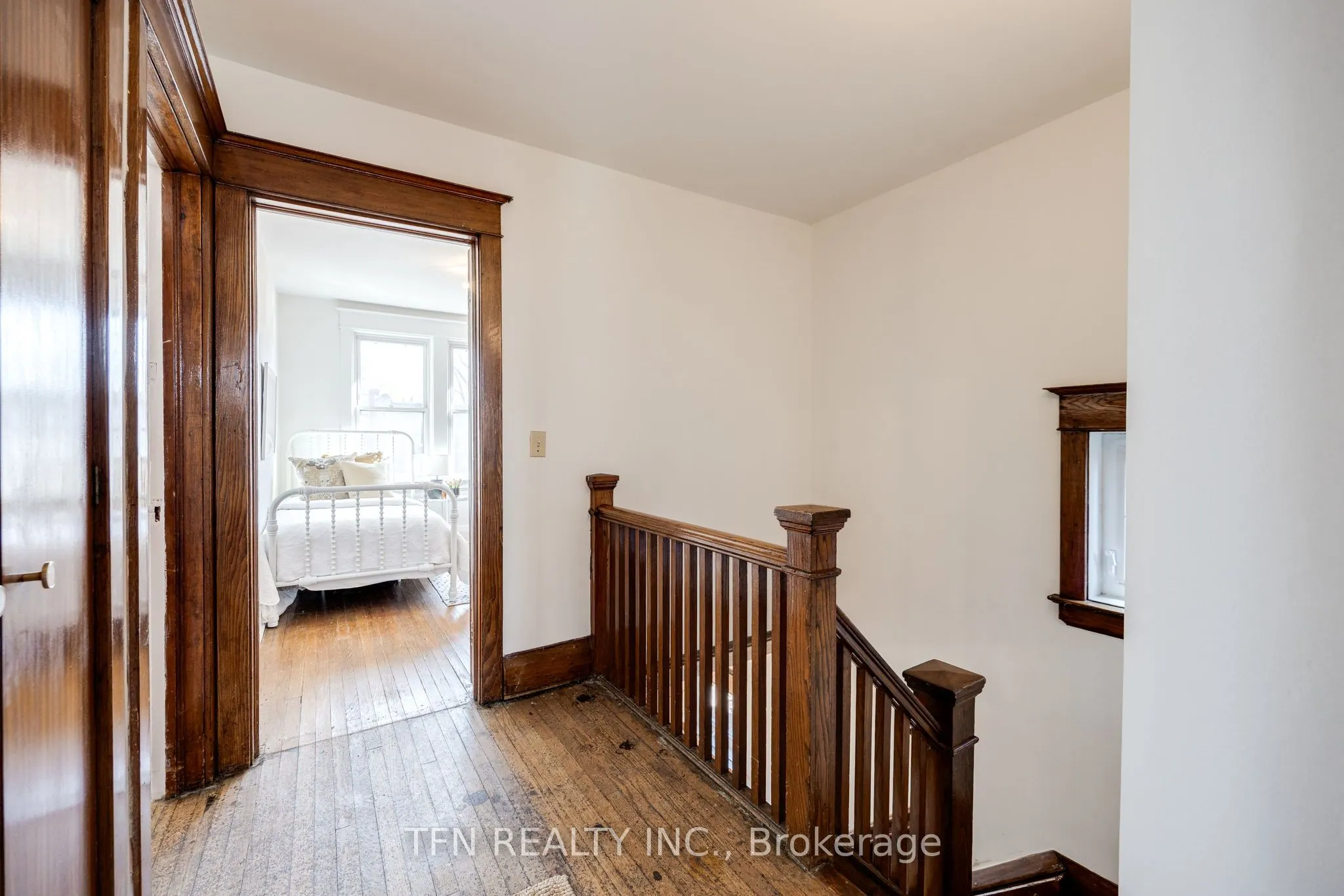 70 Chester Hill Road, #Upper