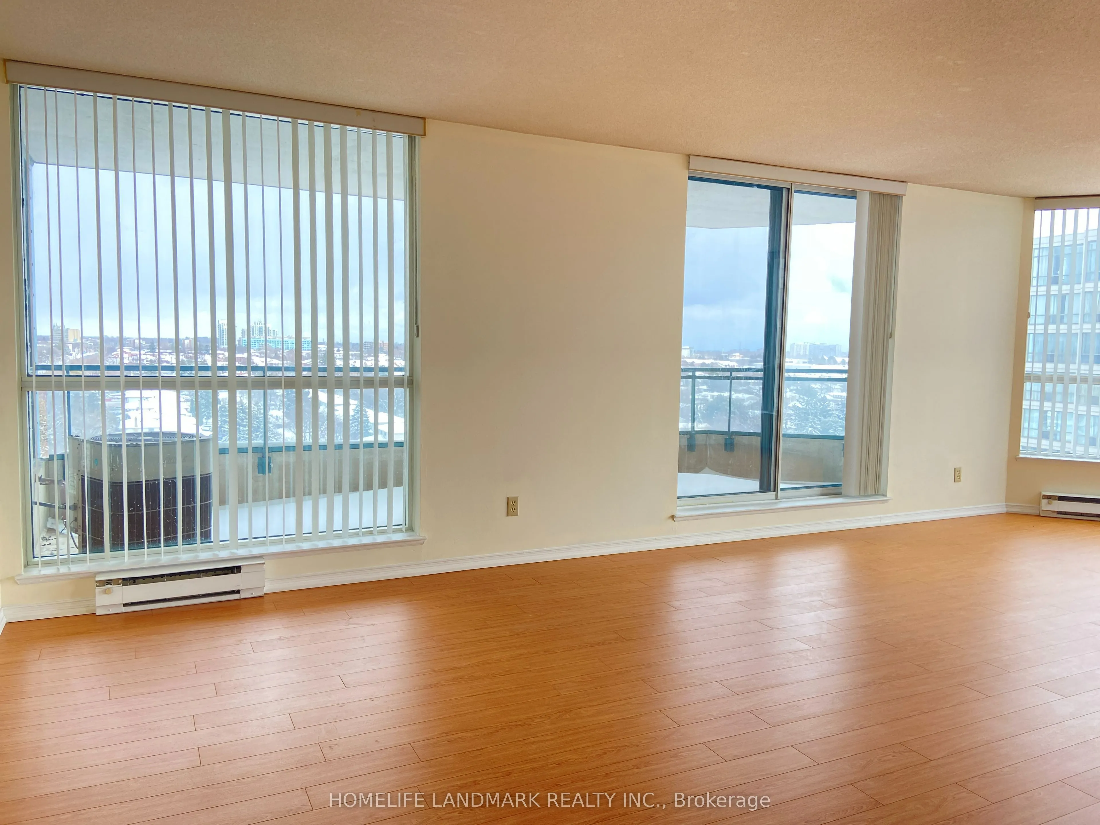 4725 Sheppard Avenue E, #1204