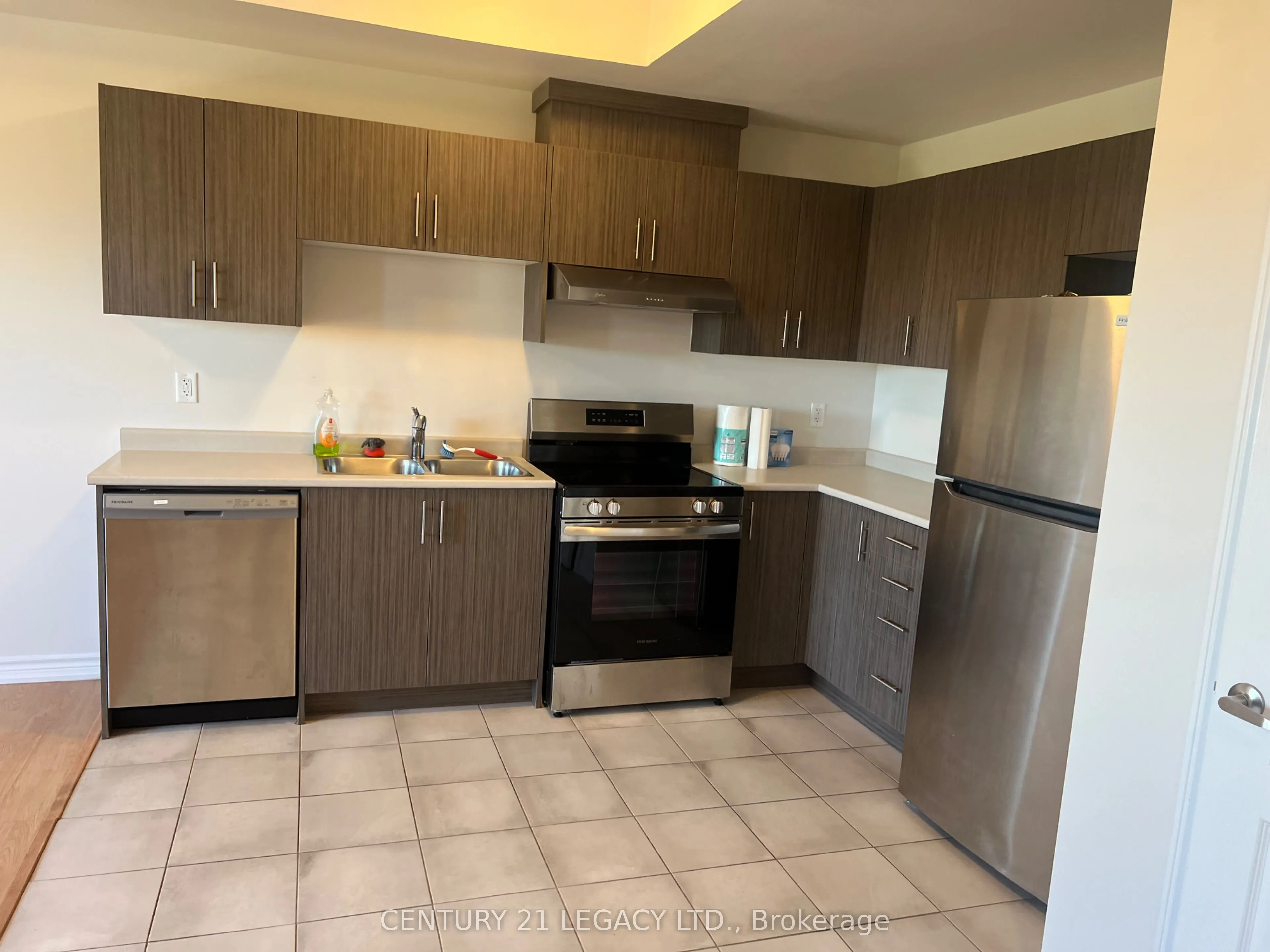 1530 Bloor Street, #13
