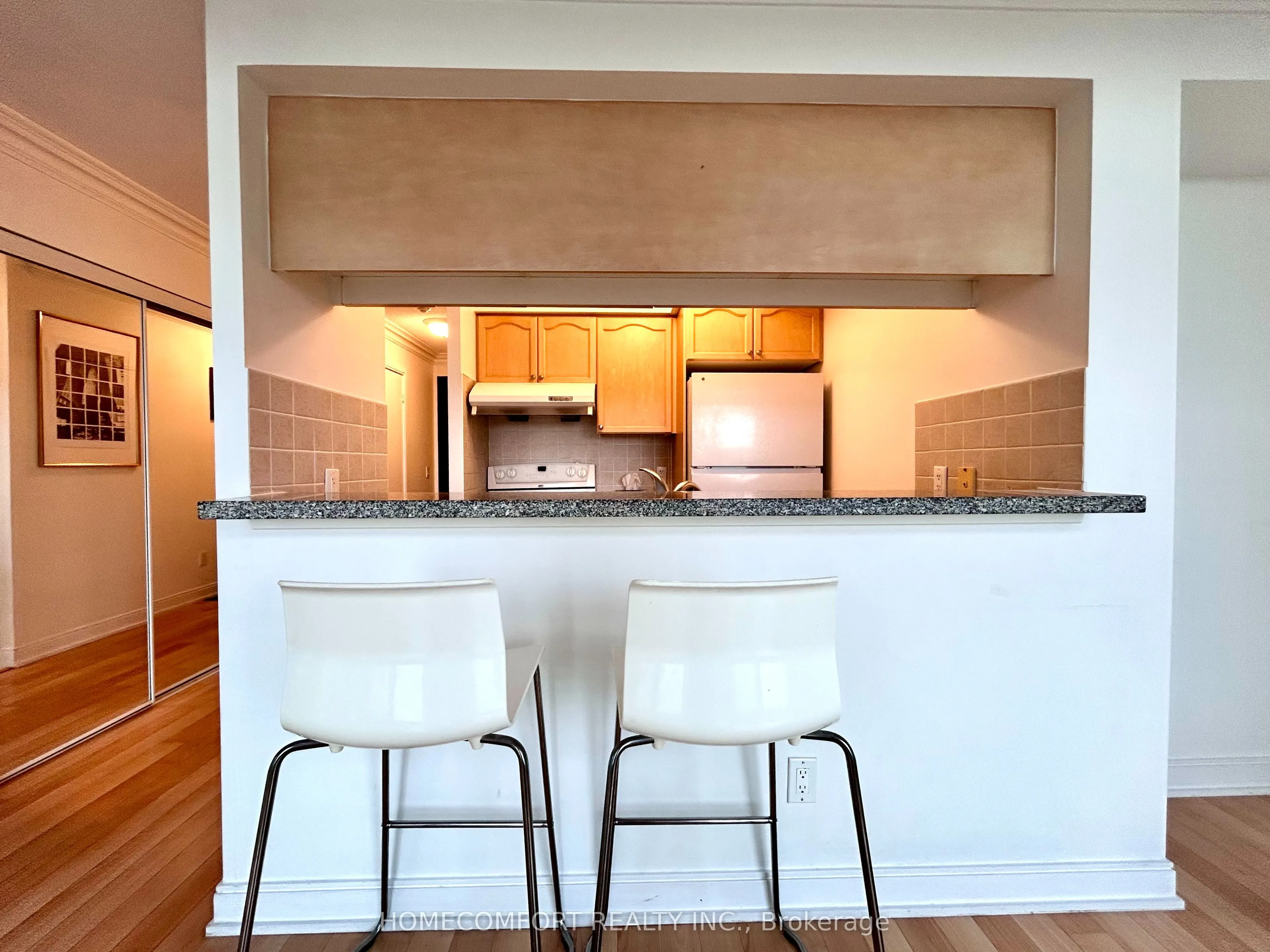 238 Bonis Avenue, #823