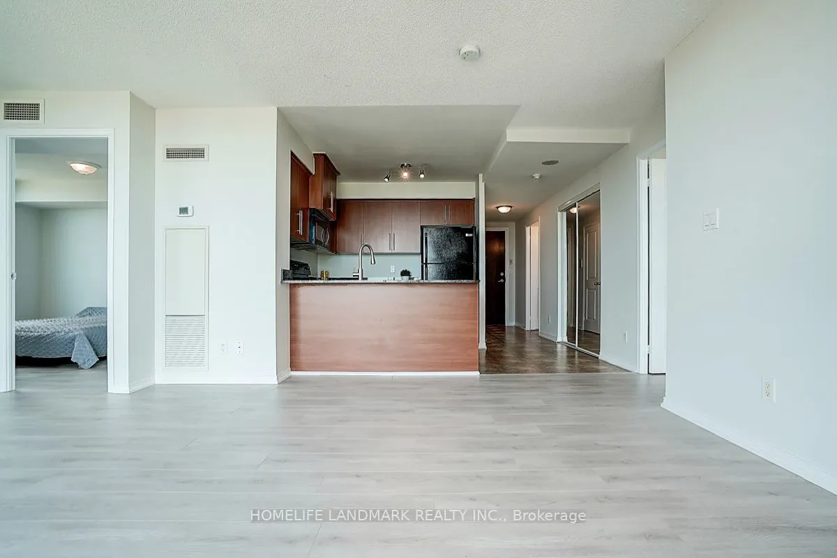 8 Rosebank Drive, #15C