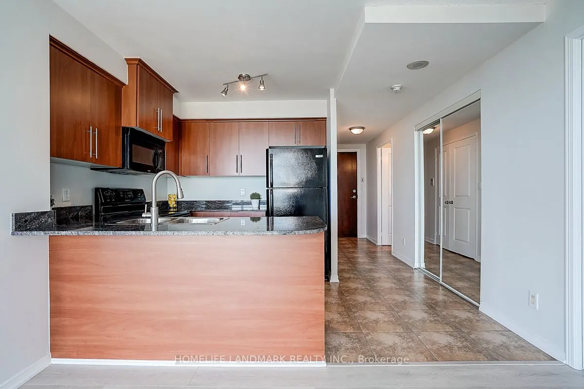 8 Rosebank Drive, #15C