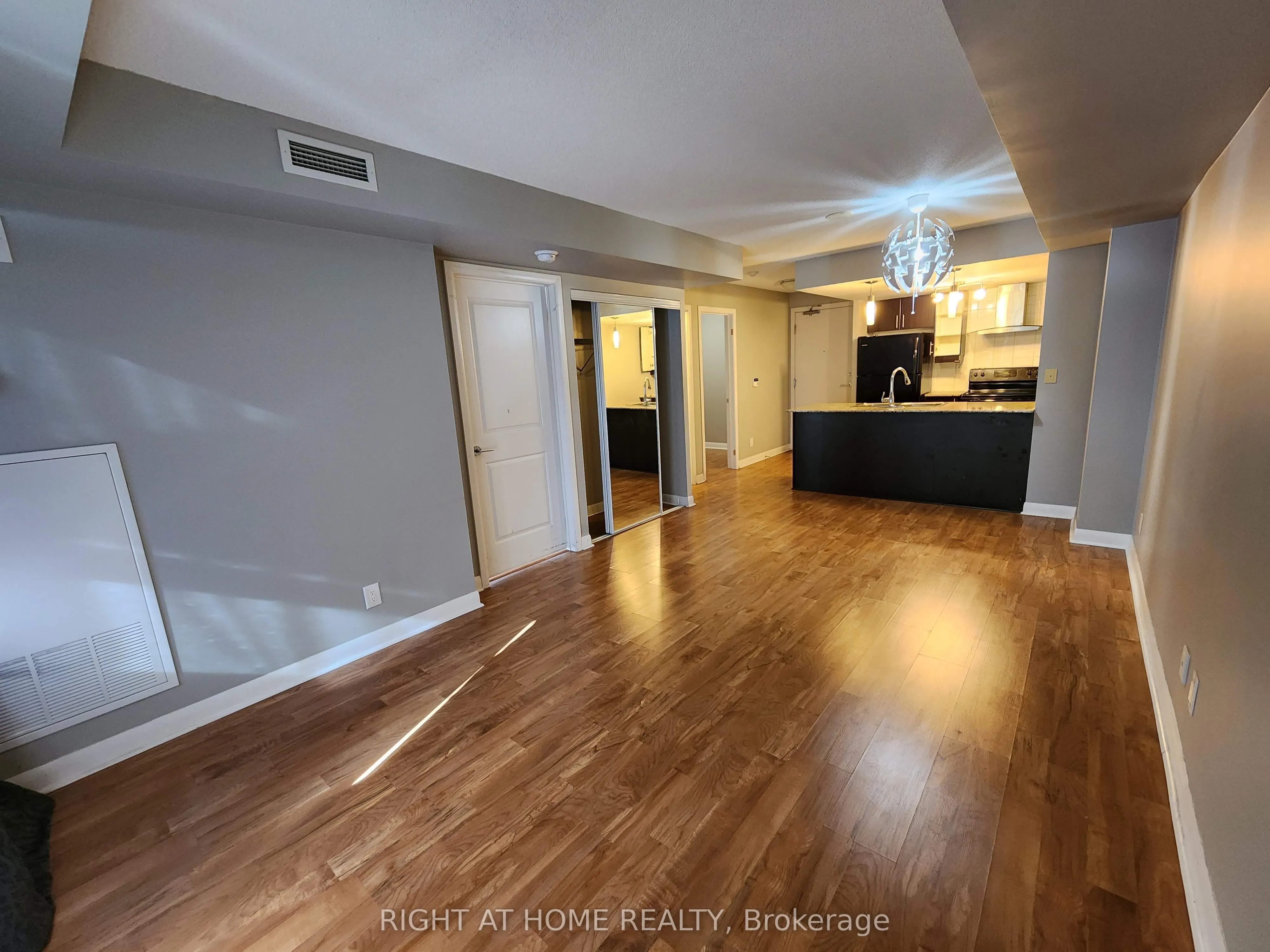 190 Borough Drive, #2009