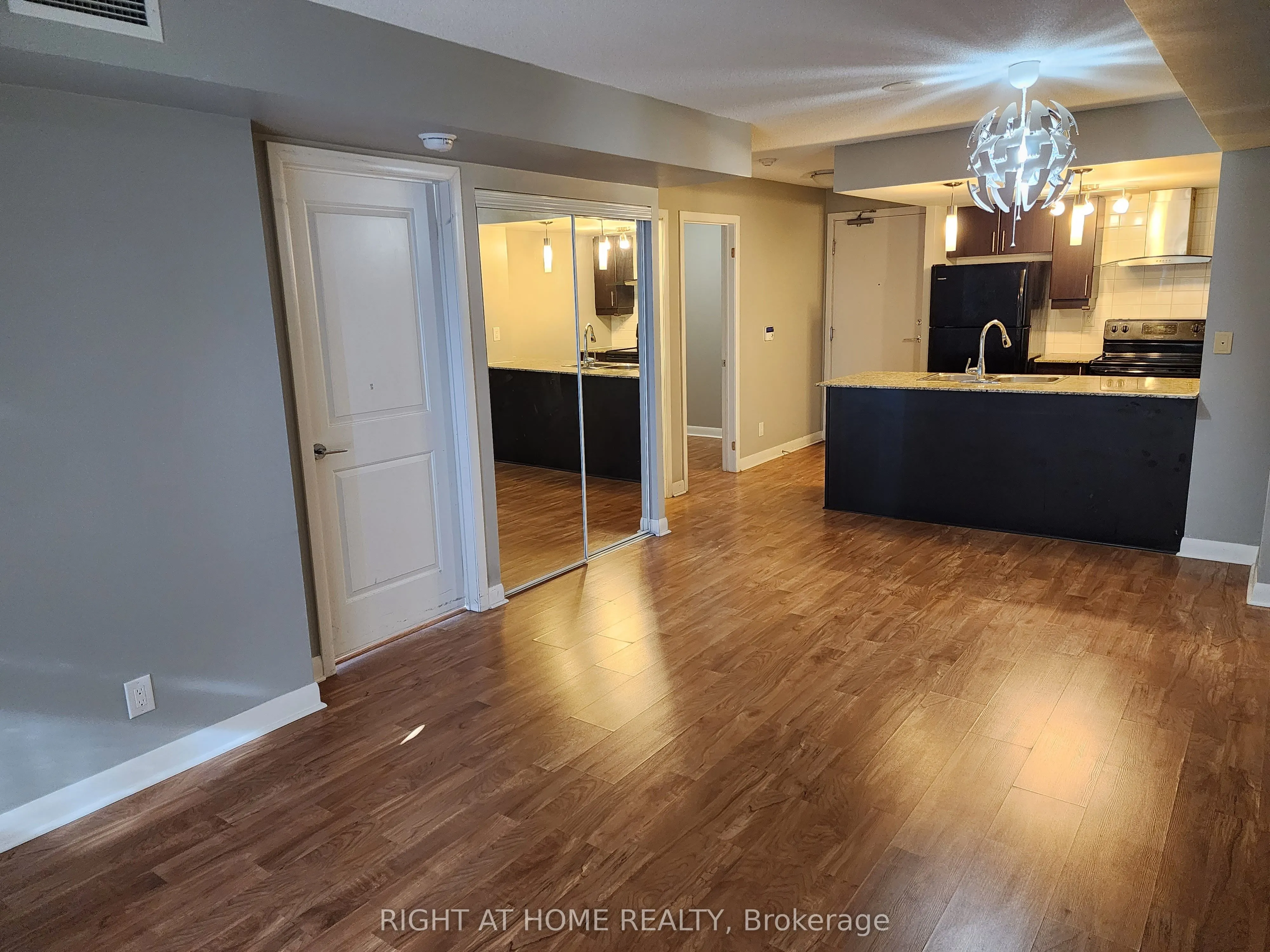 190 Borough Drive, #2009