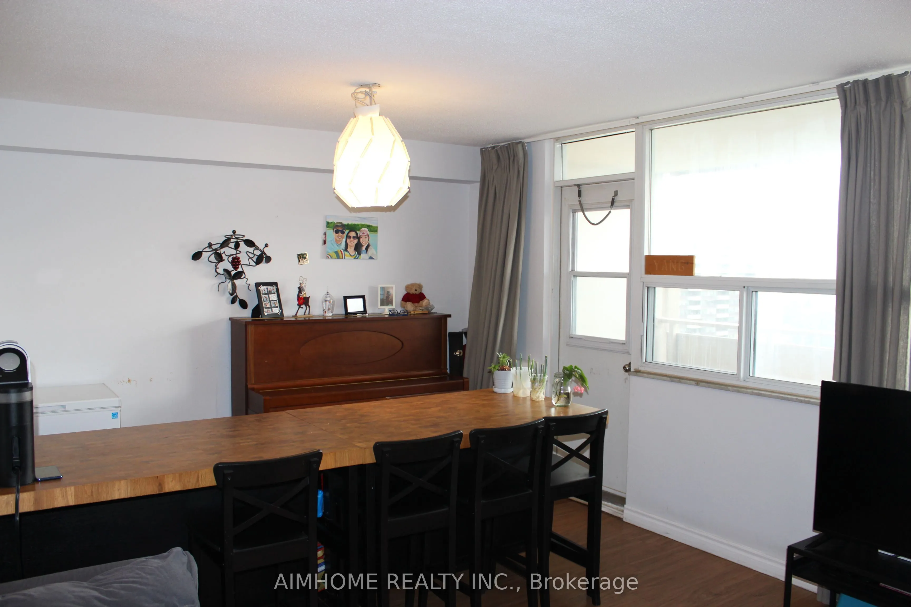 2550 Pharmacy Avenue, #1008