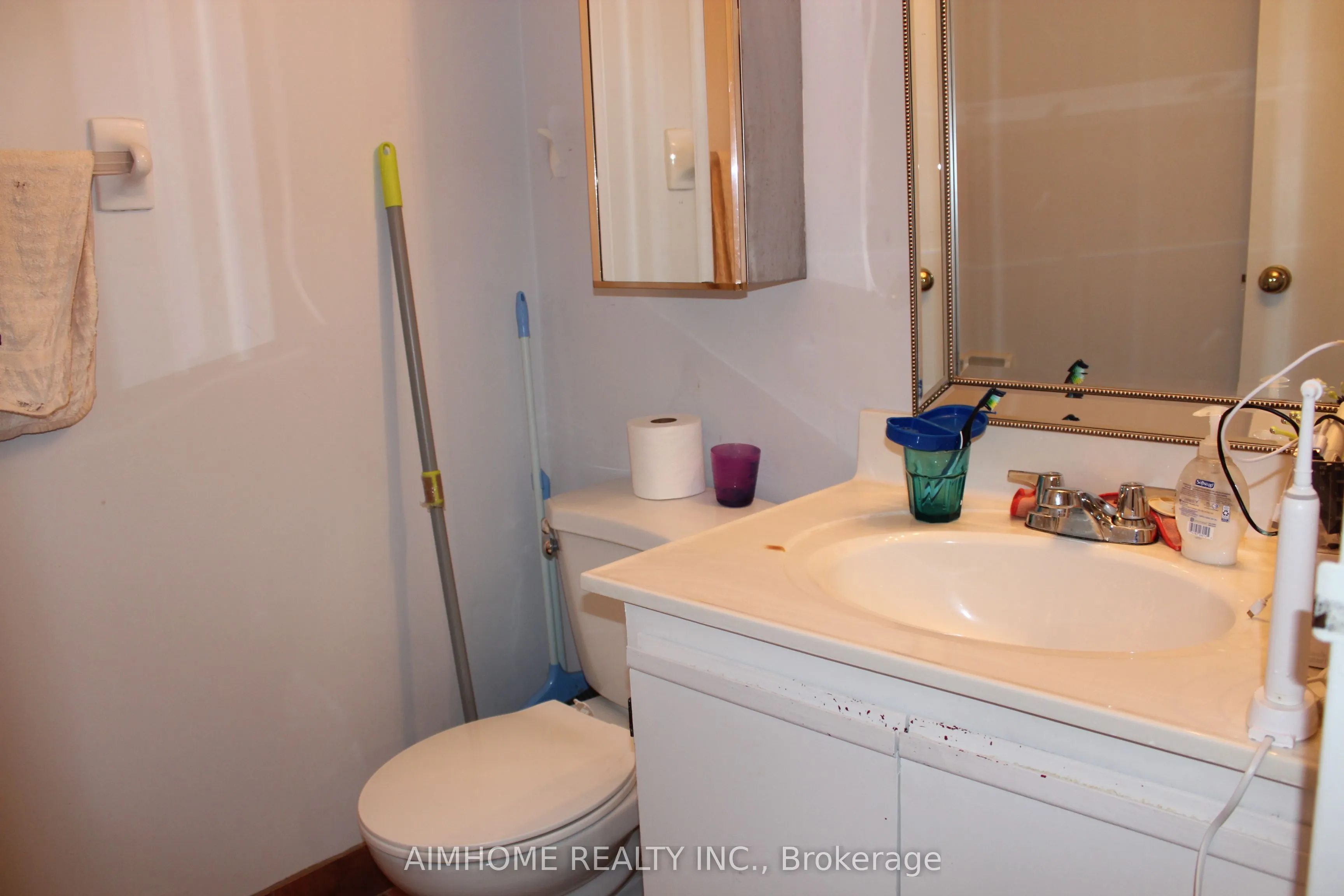 2550 Pharmacy Avenue, #1008