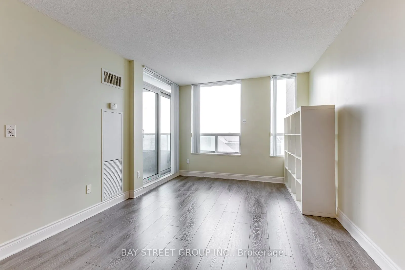 60 Brian Harrison Way, #1001