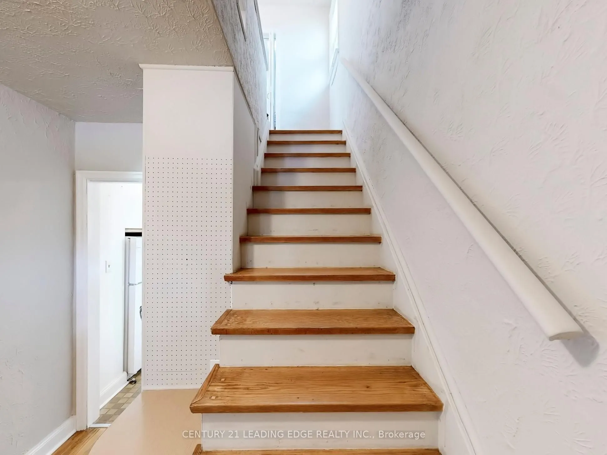 1 Faulkland Road