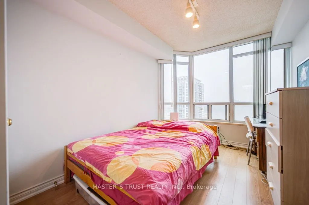 168 Bonis Avenue, #1515