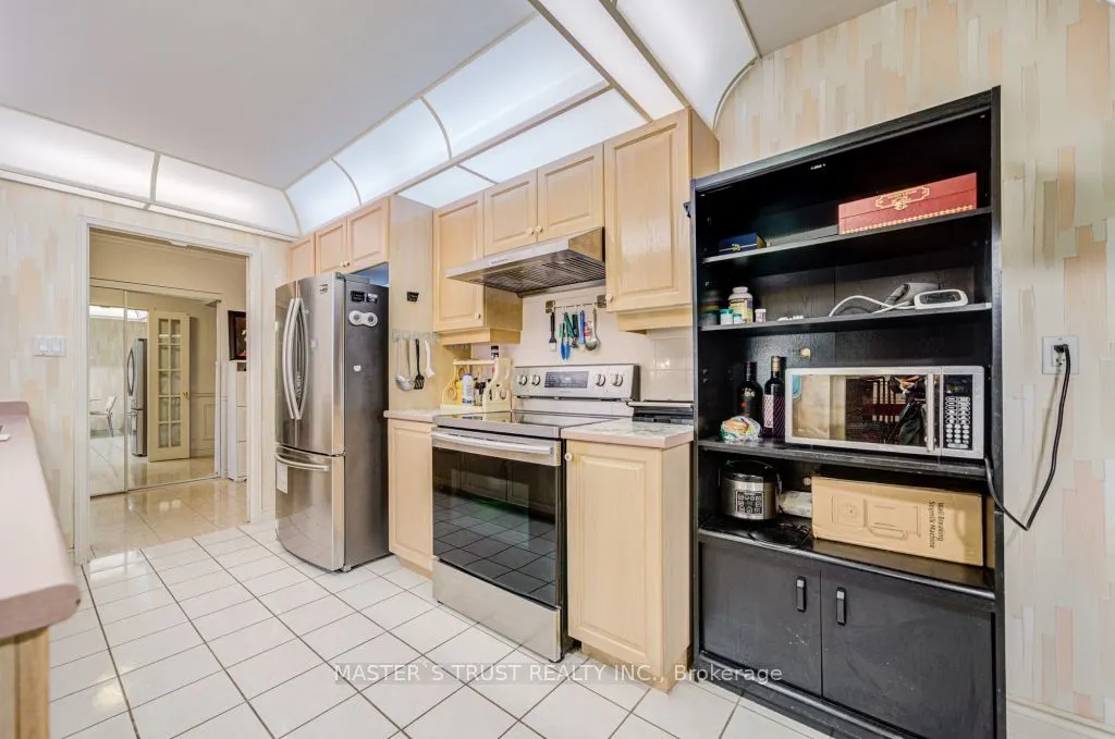 168 Bonis Avenue, #1515