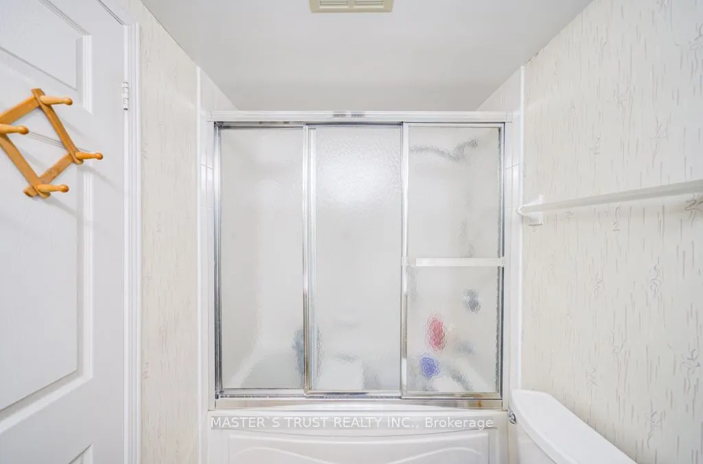 168 Bonis Avenue, #1515