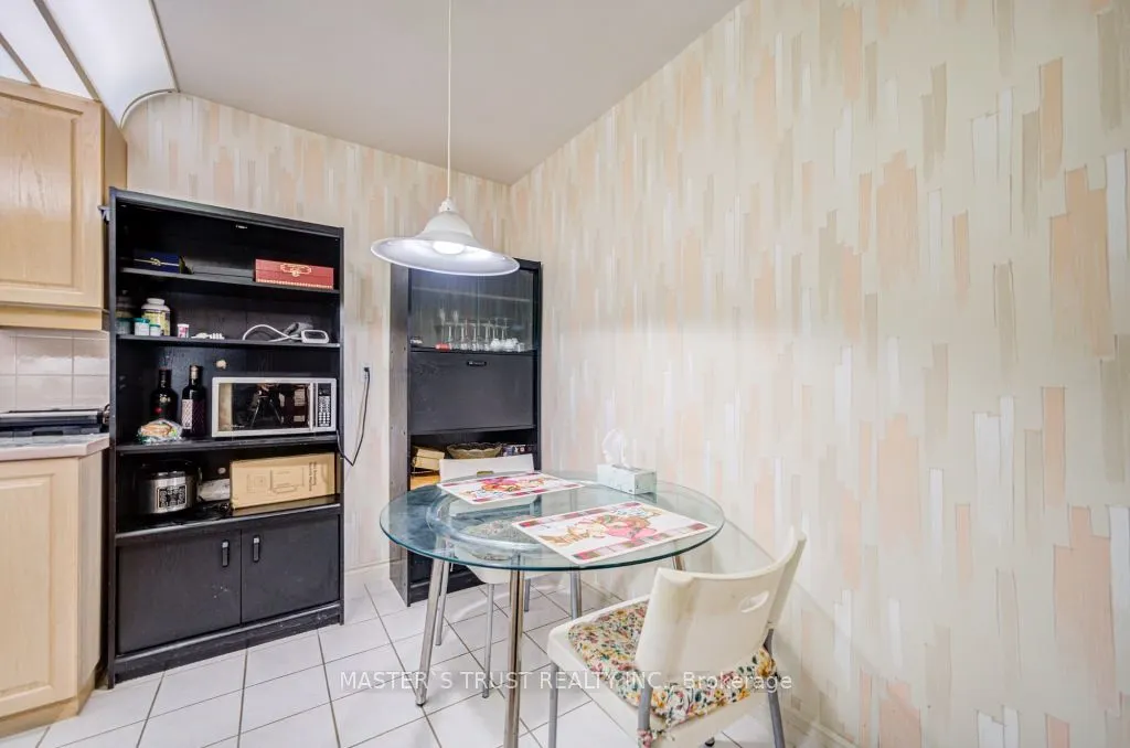 168 Bonis Avenue, #1515