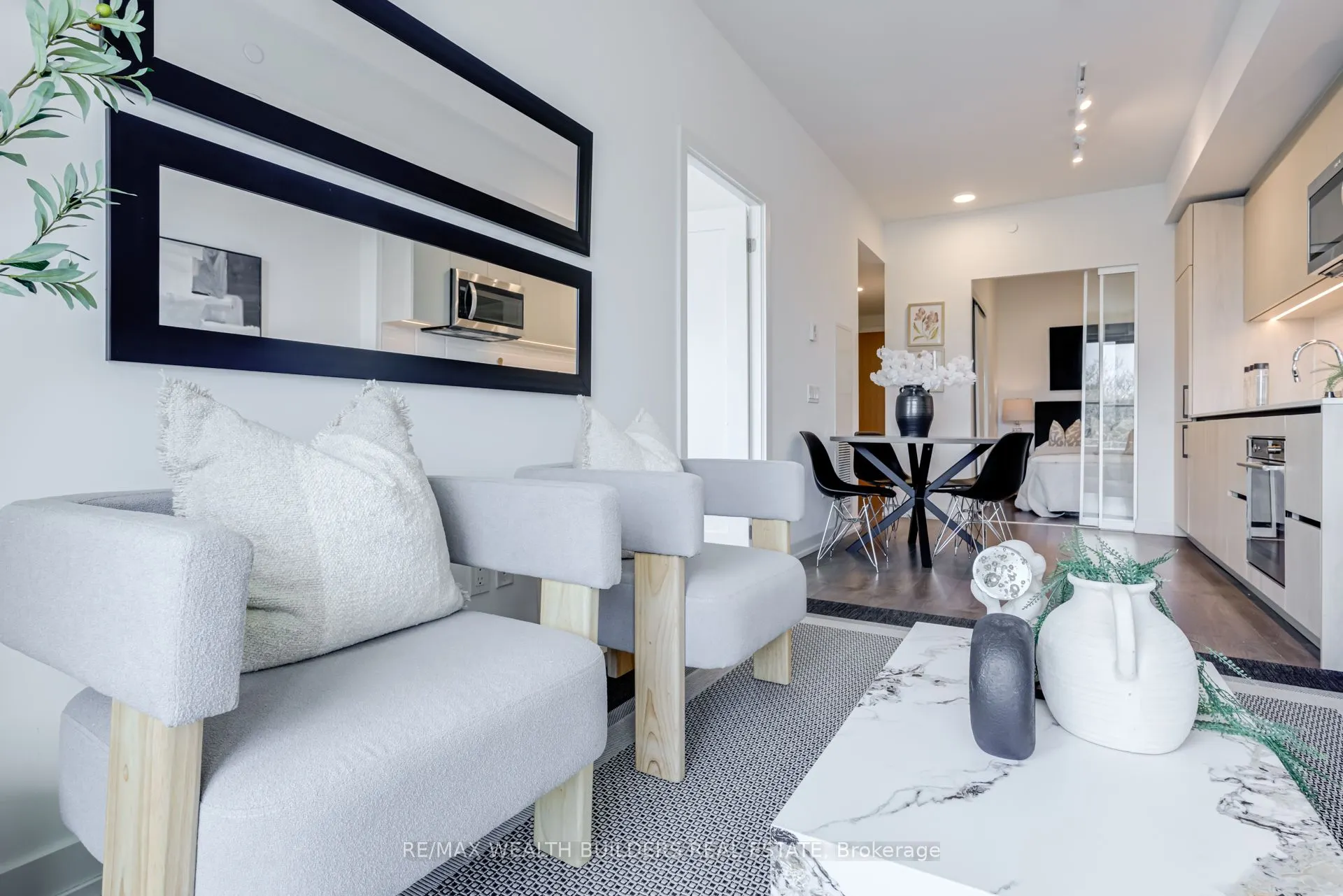 150 Logan Avenue, #444